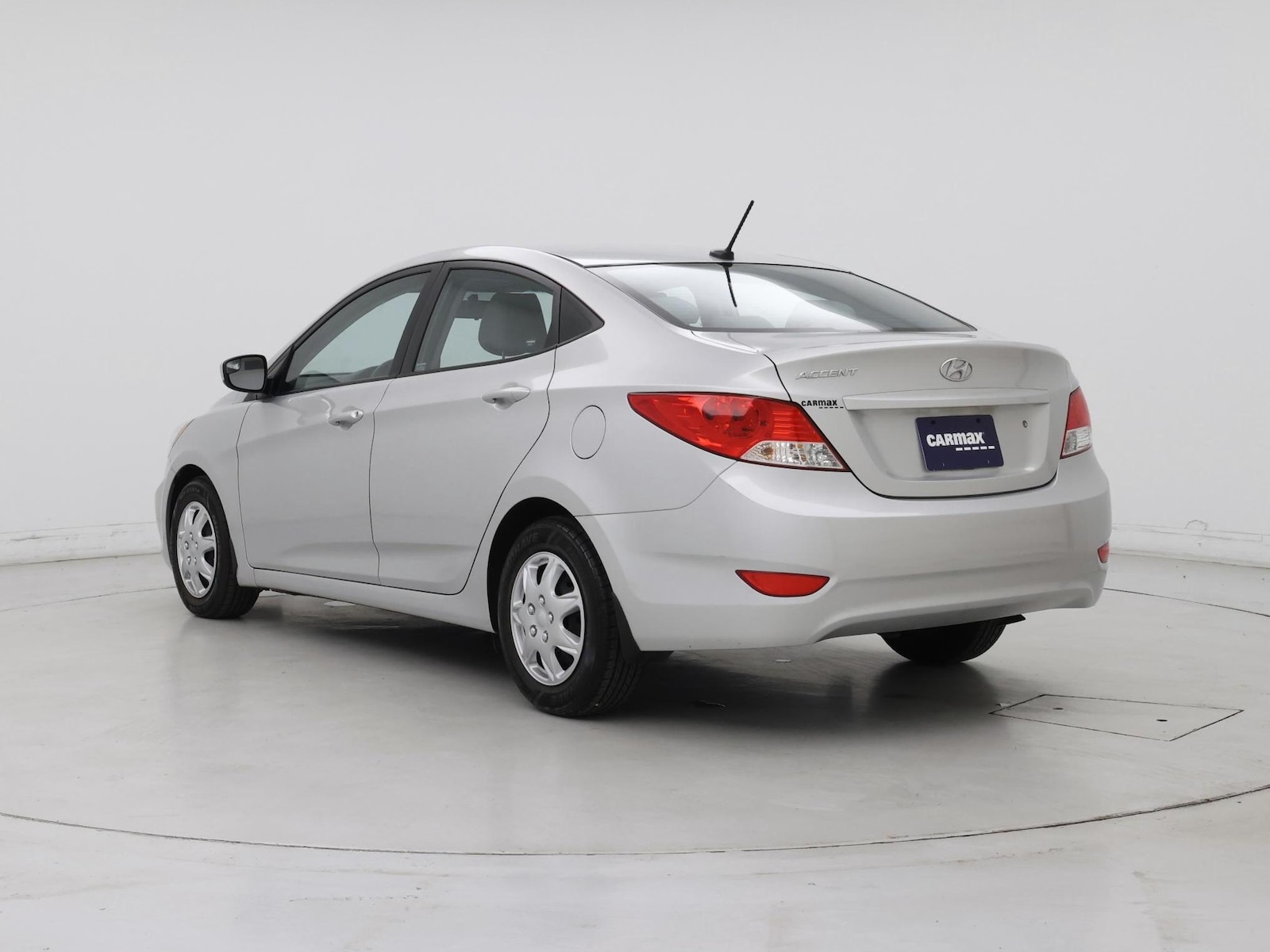 2014 Hyundai Accent GLS - Photo 3