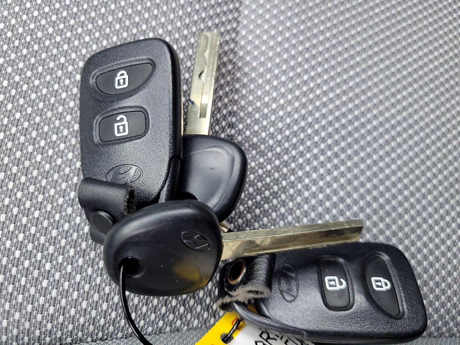 2014 Hyundai Accent GLS - Photo 23