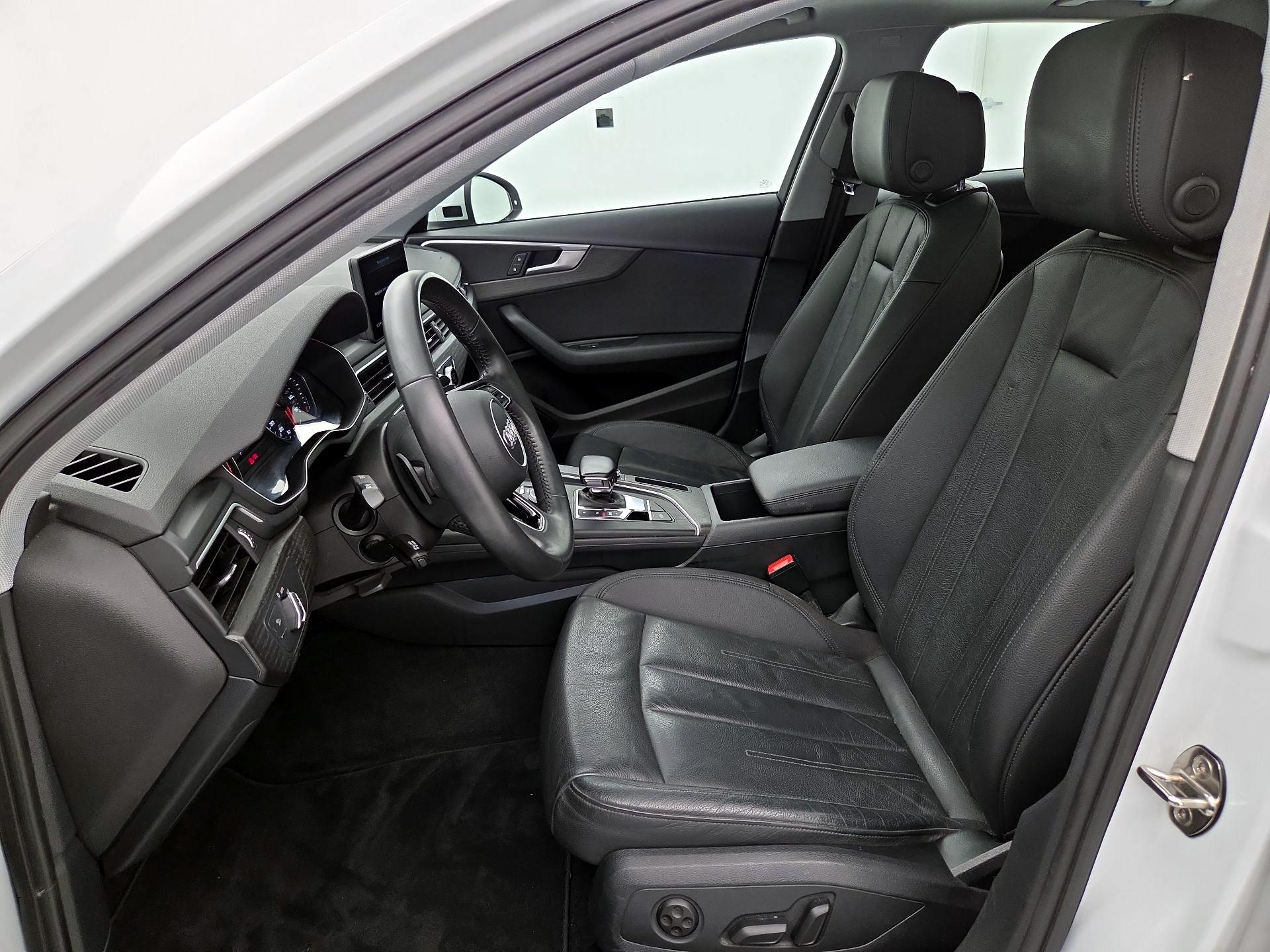 Thumbnail: 2019 Audi A4 - 11