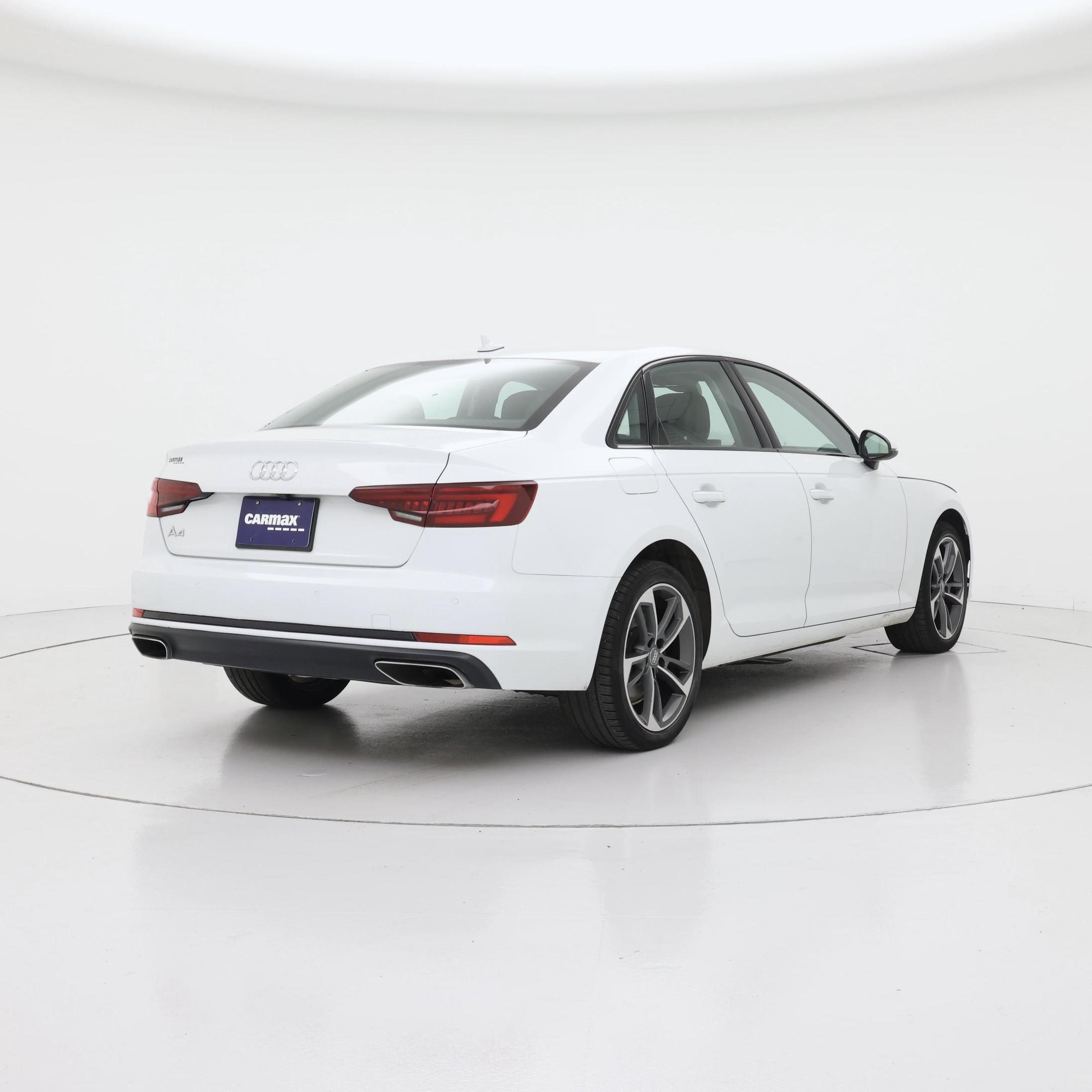 Thumbnail: 2019 Audi A4 - 8