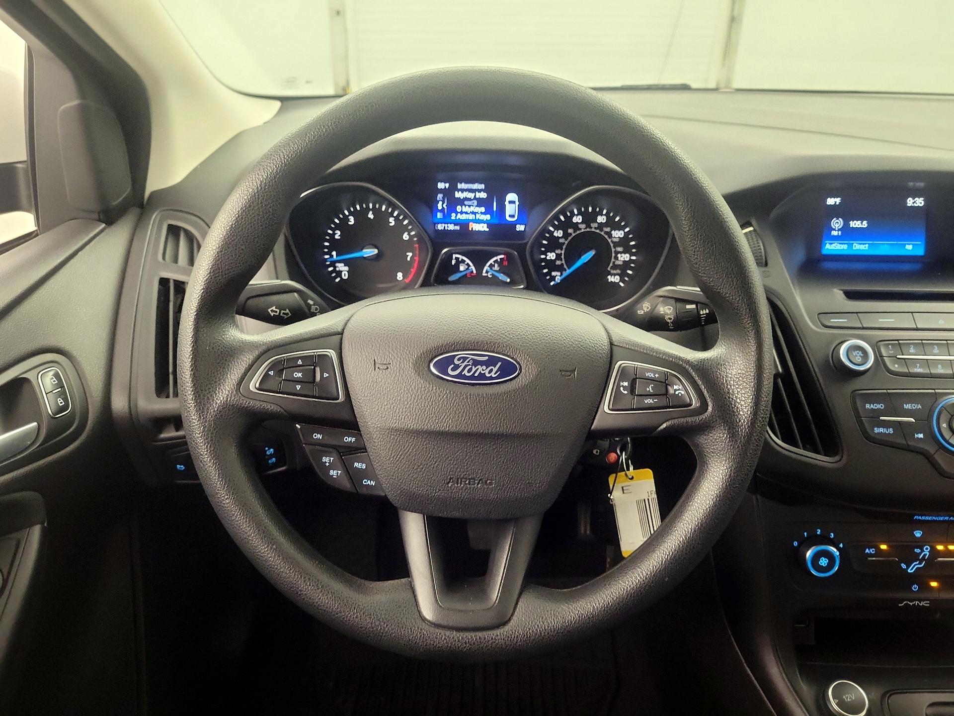 Thumbnail: 2017 Ford Focus - 10