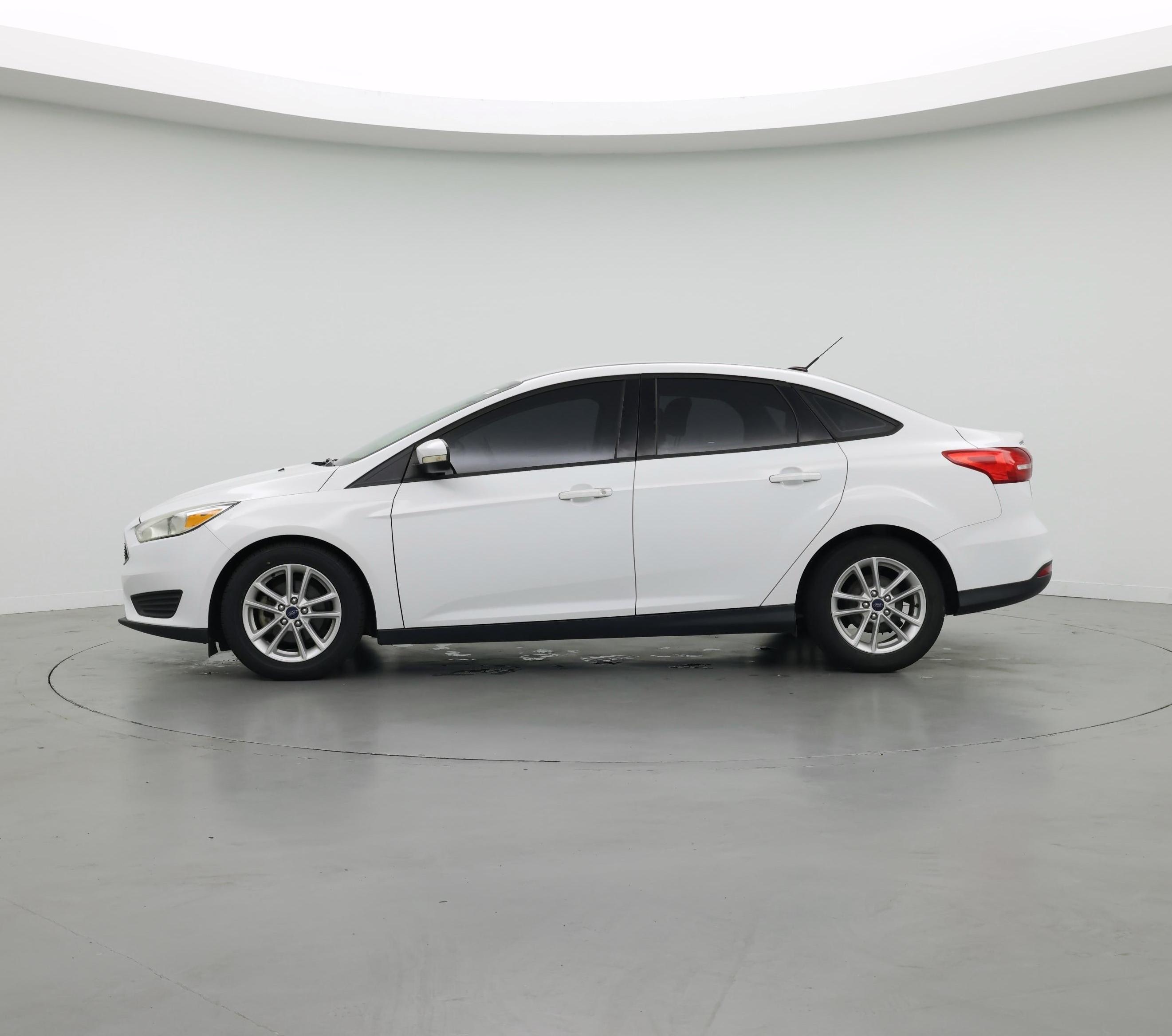 Thumbnail: 2017 Ford Focus - 3