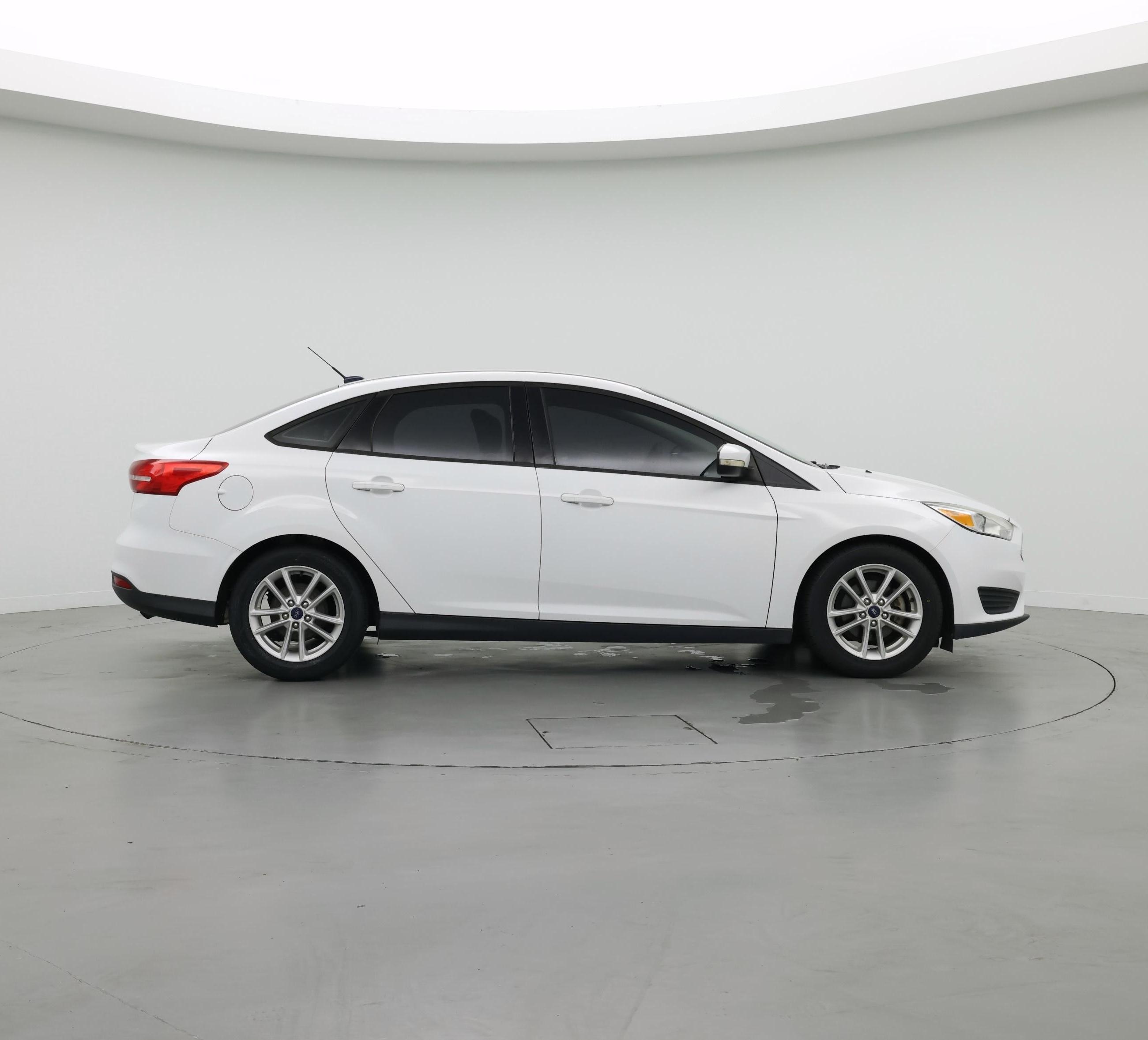 Thumbnail: 2017 Ford Focus - 7