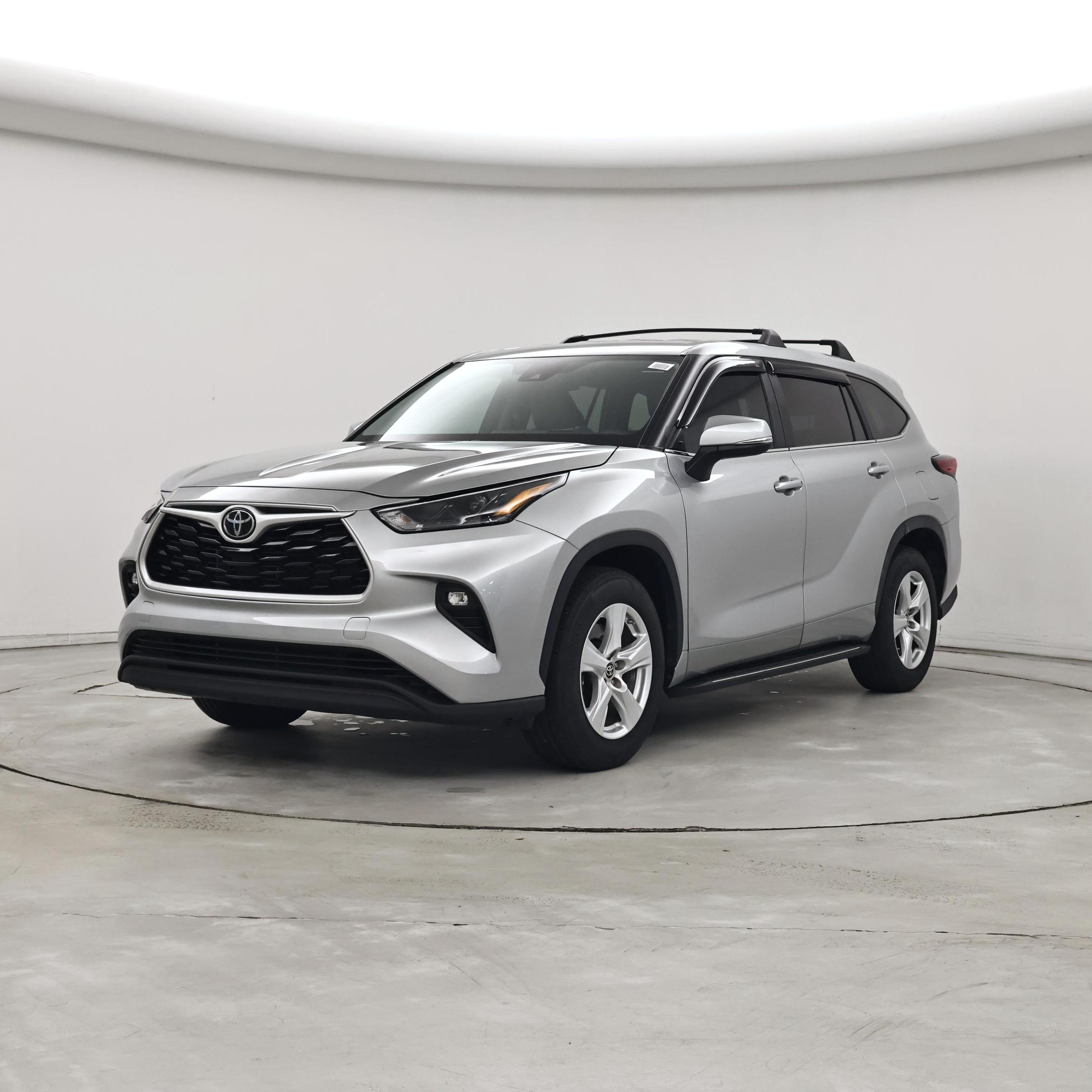 Thumbnail: 2023 Toyota Highlander - 4