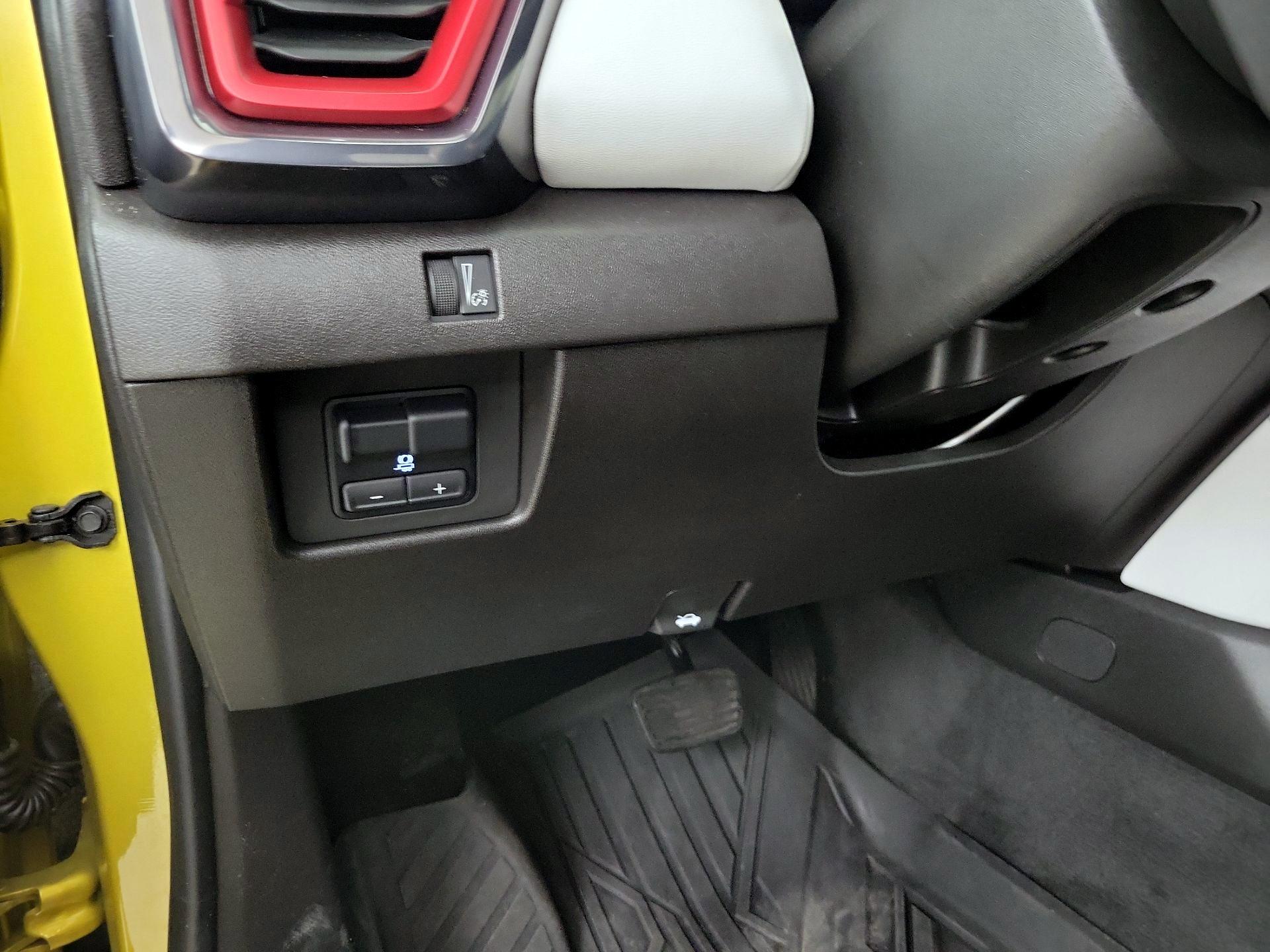 Thumbnail: 2023 GMC Canyon - 13