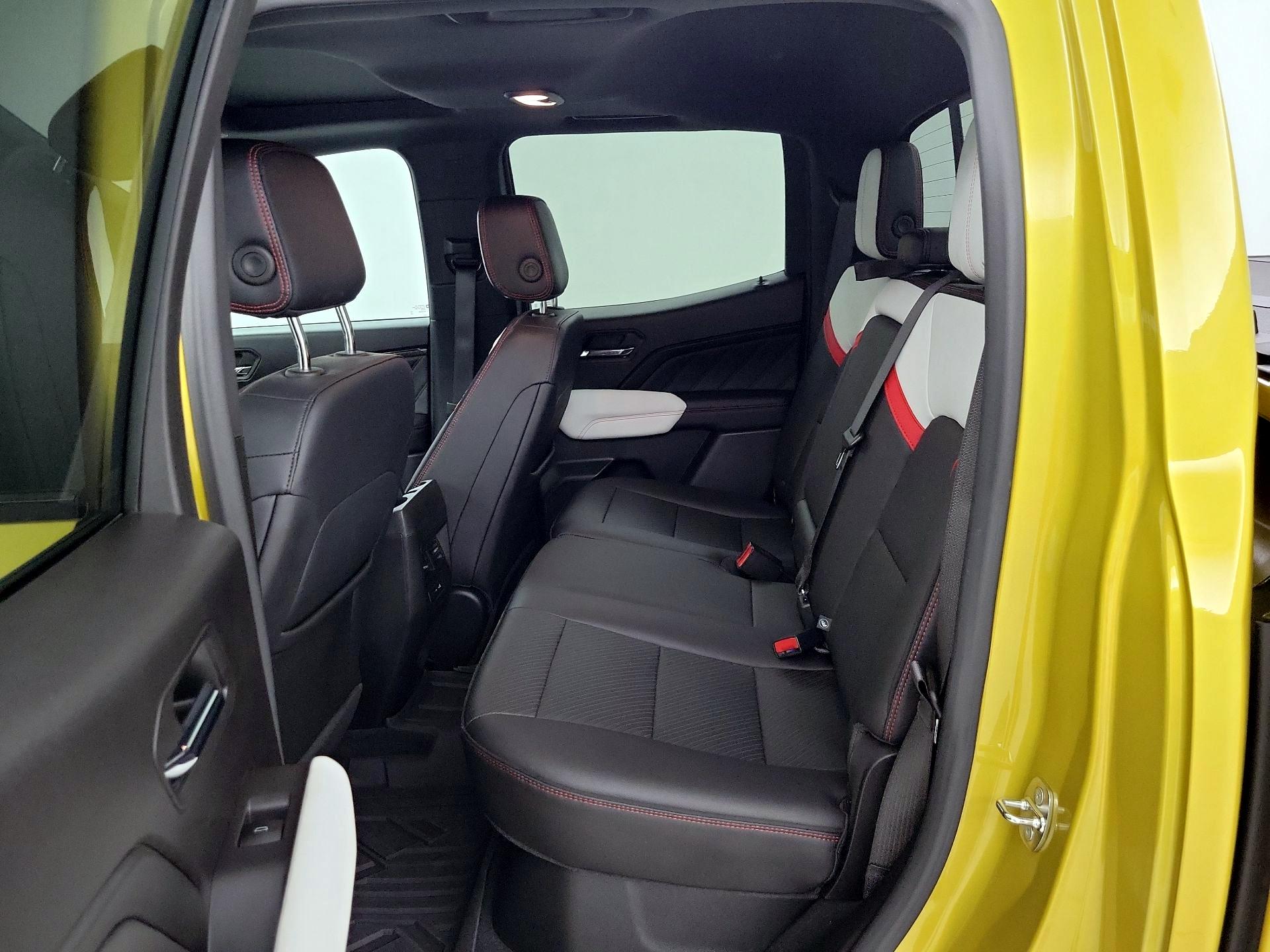 Thumbnail: 2023 GMC Canyon - 20