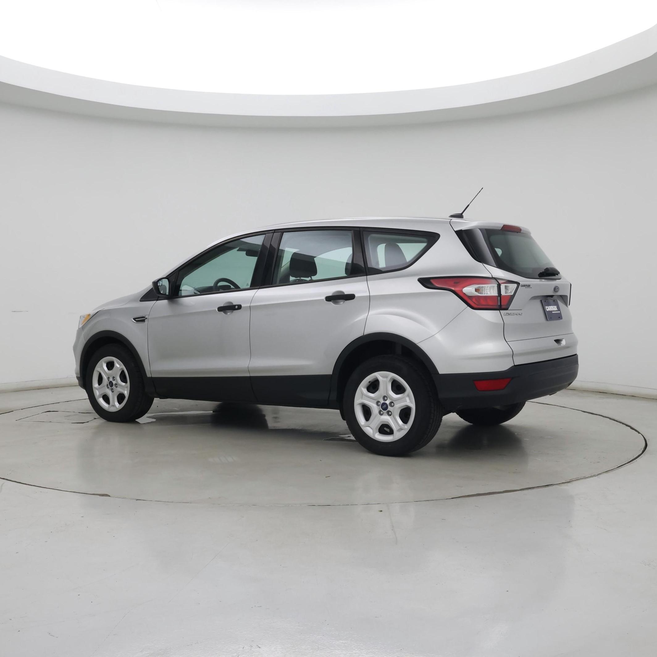 Thumbnail: 2017 Ford Escape - 3