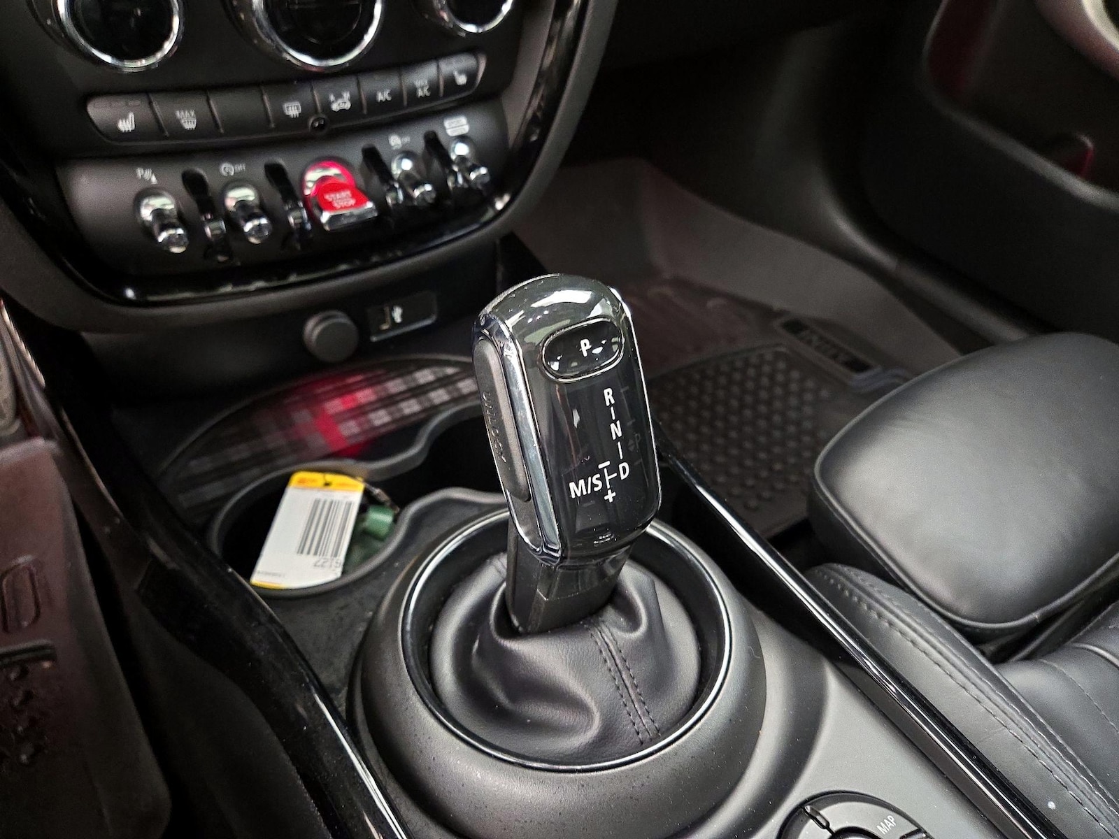 2022 MINI Clubman John Cooper Works - Photo 19