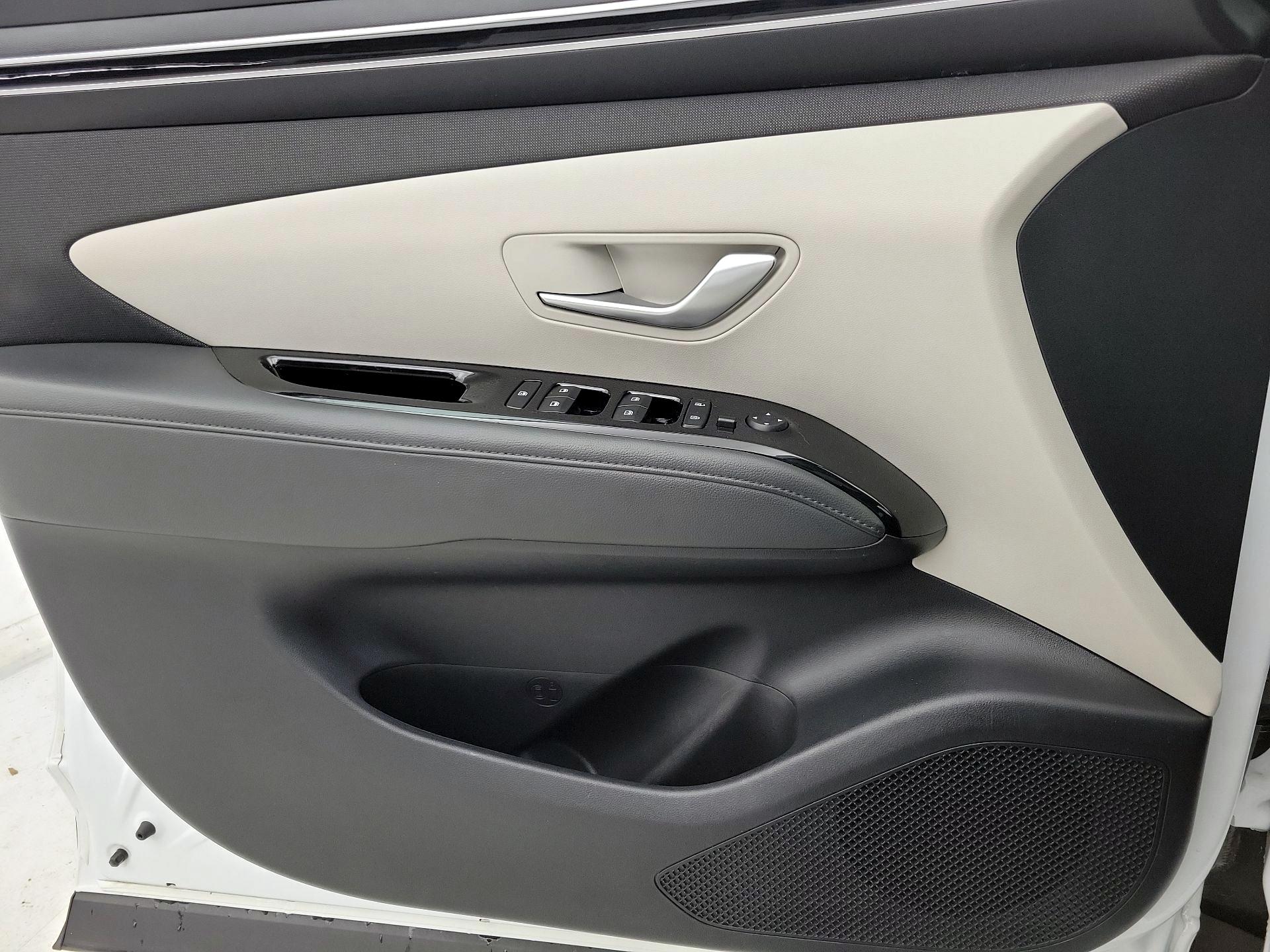 Thumbnail: 2022 Hyundai Tucson - 12