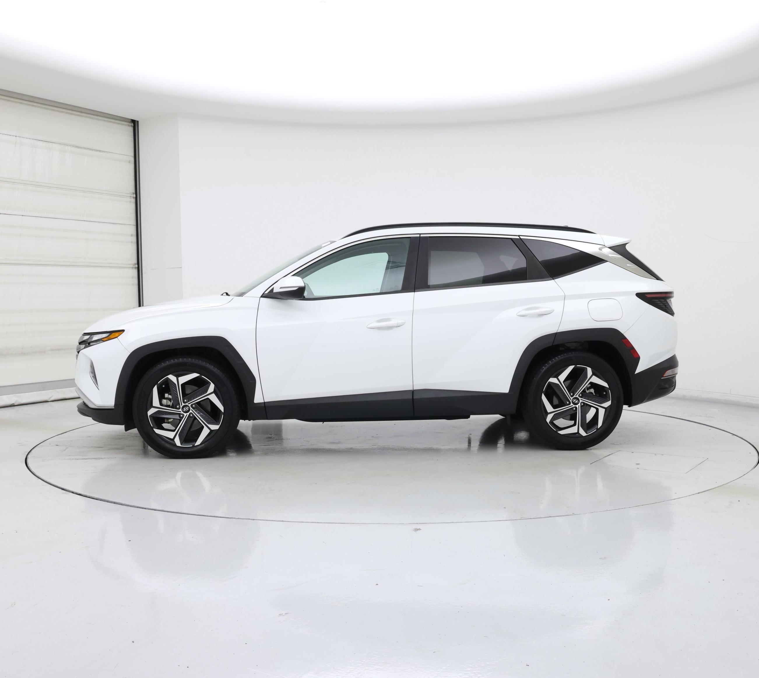 Thumbnail: 2022 Hyundai Tucson - 3