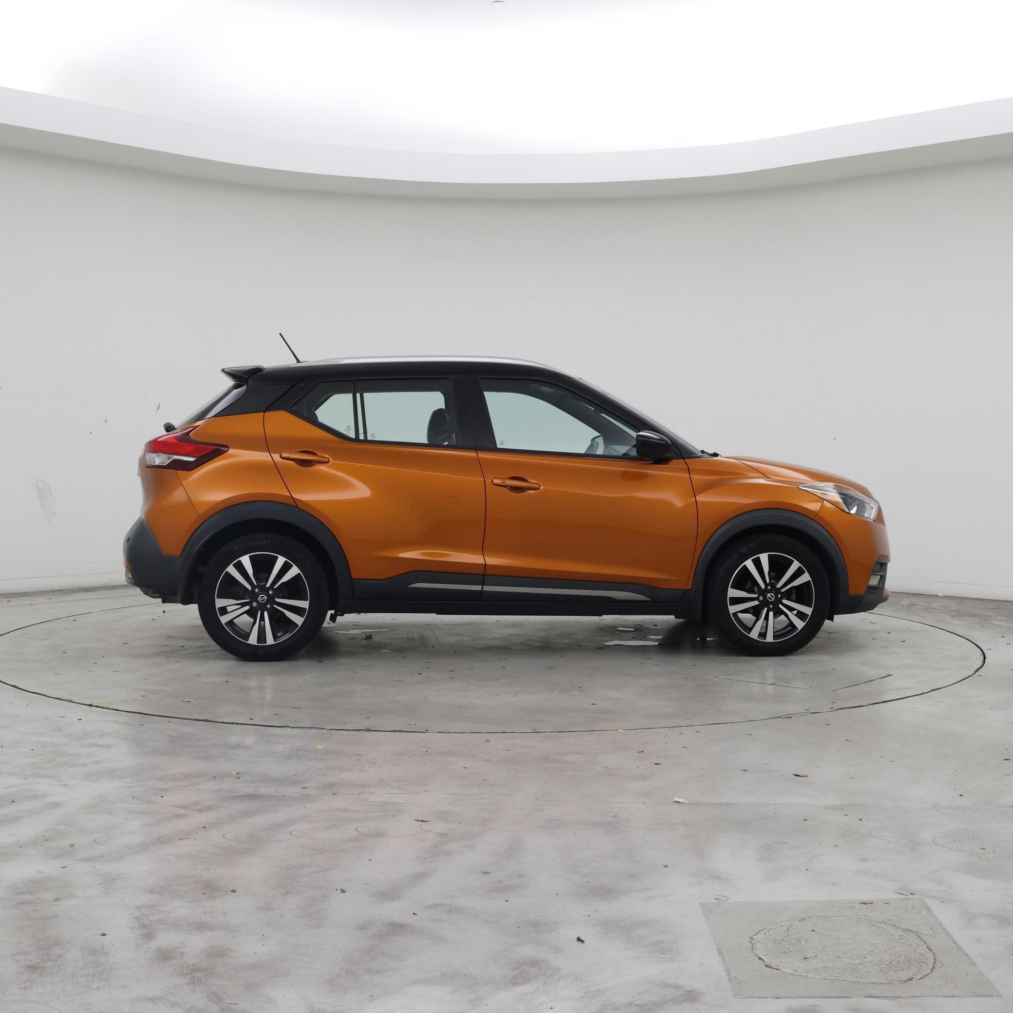 Thumbnail: 2020 Nissan Kicks - 7