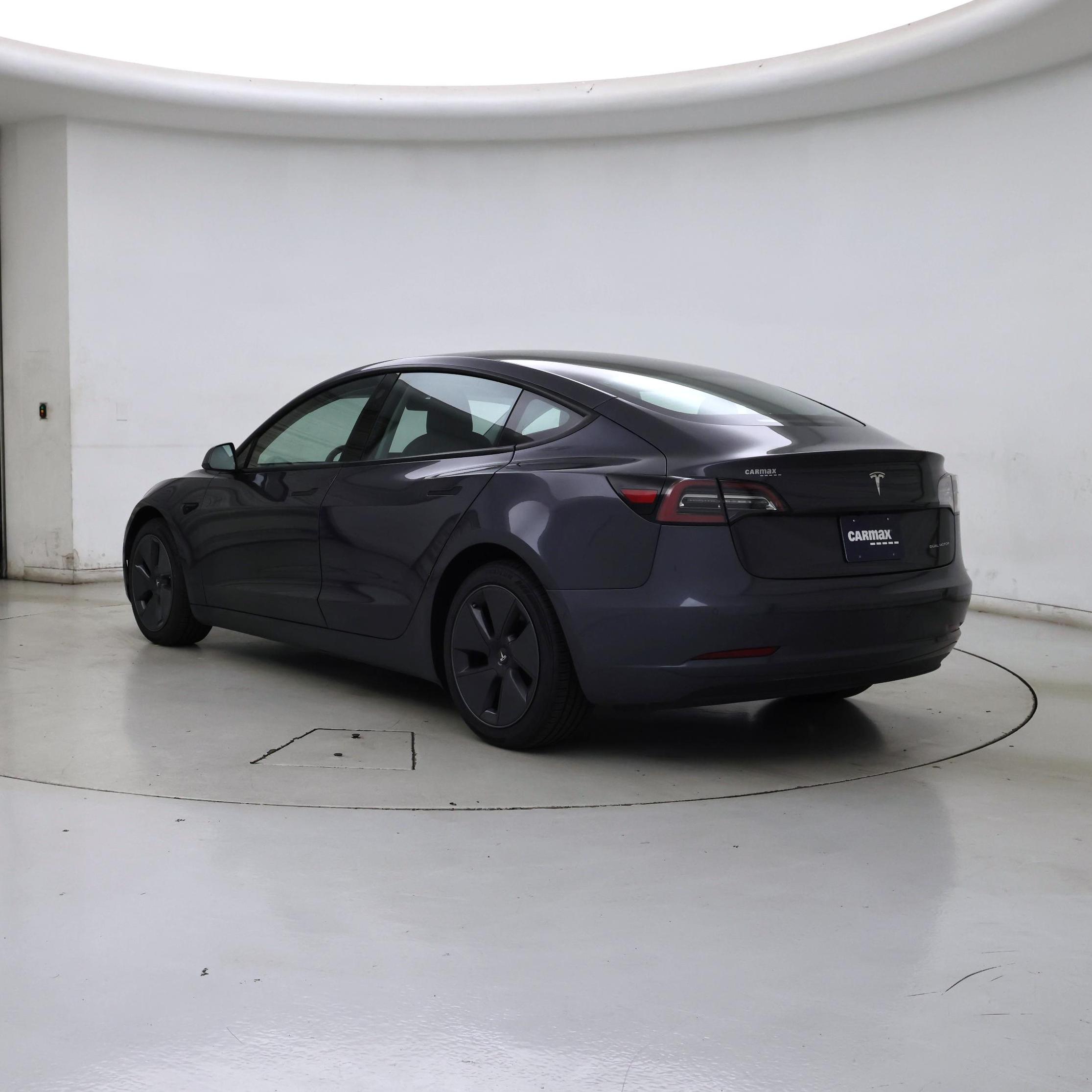 Thumbnail: 2021 Tesla Model 3 - 2