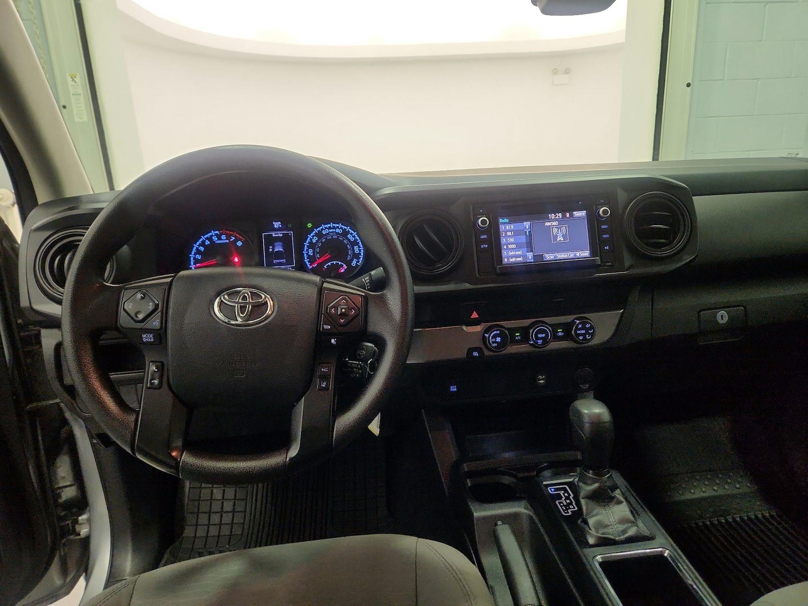 2019 Toyota Tacoma SR - Photo 11