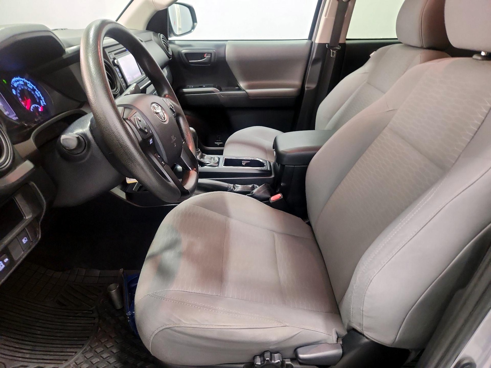 2019 Toyota Tacoma SR - Photo 12