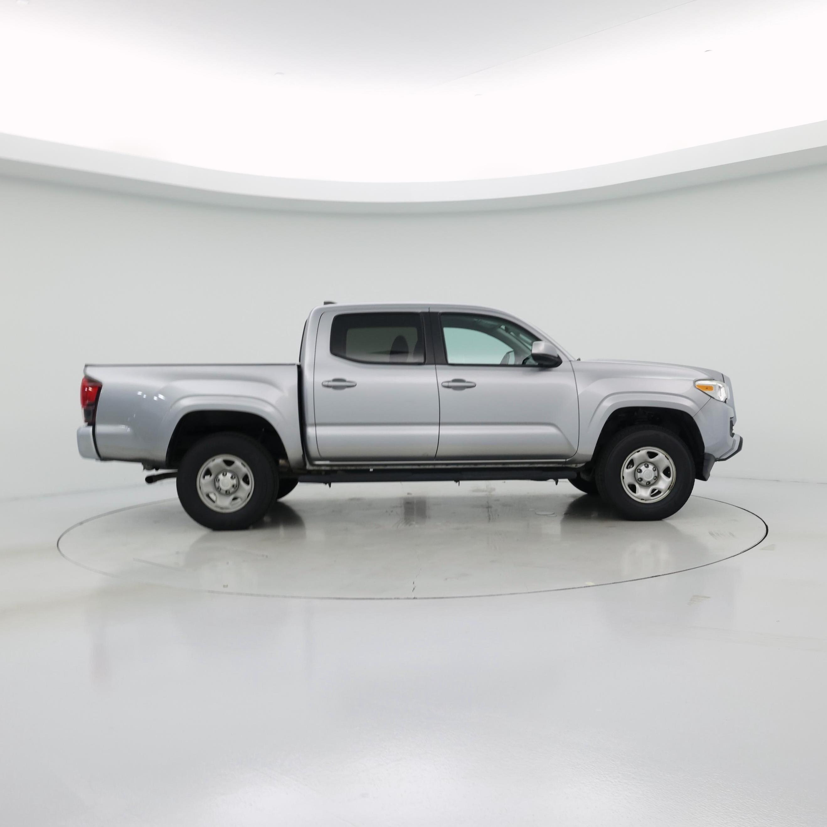 Thumbnail: 2019 Toyota Tacoma - 7