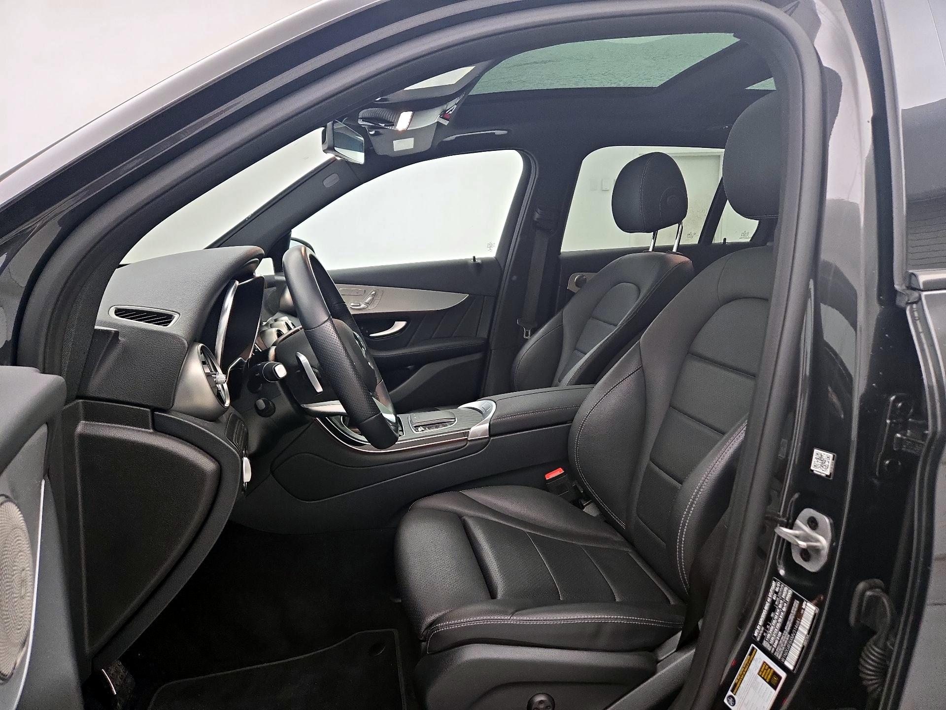Thumbnail: 2021 Mercedes-Benz GLC - 11