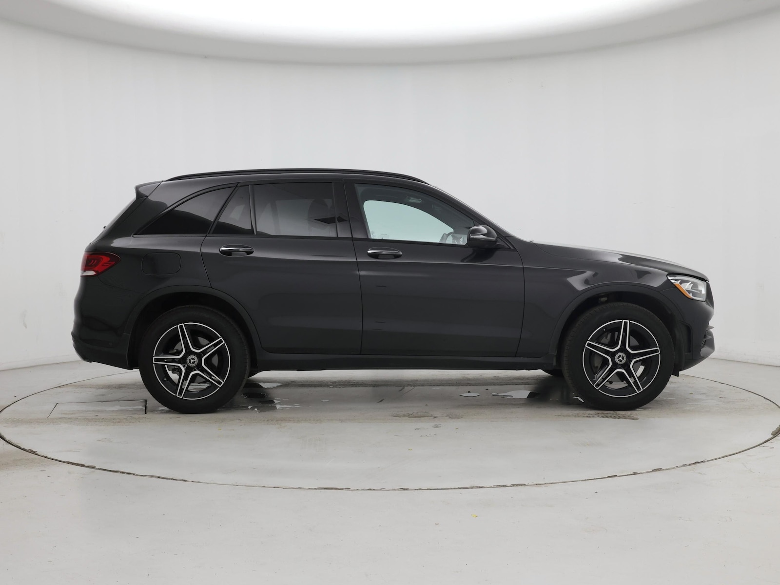 2021 Mercedes-Benz GLC GLC300 - Photo 8