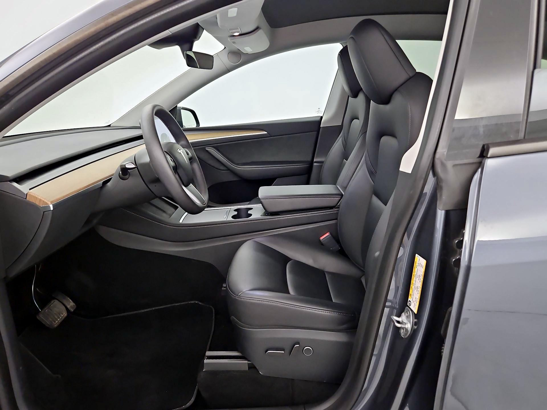Thumbnail: 2023 Tesla Model Y - 9