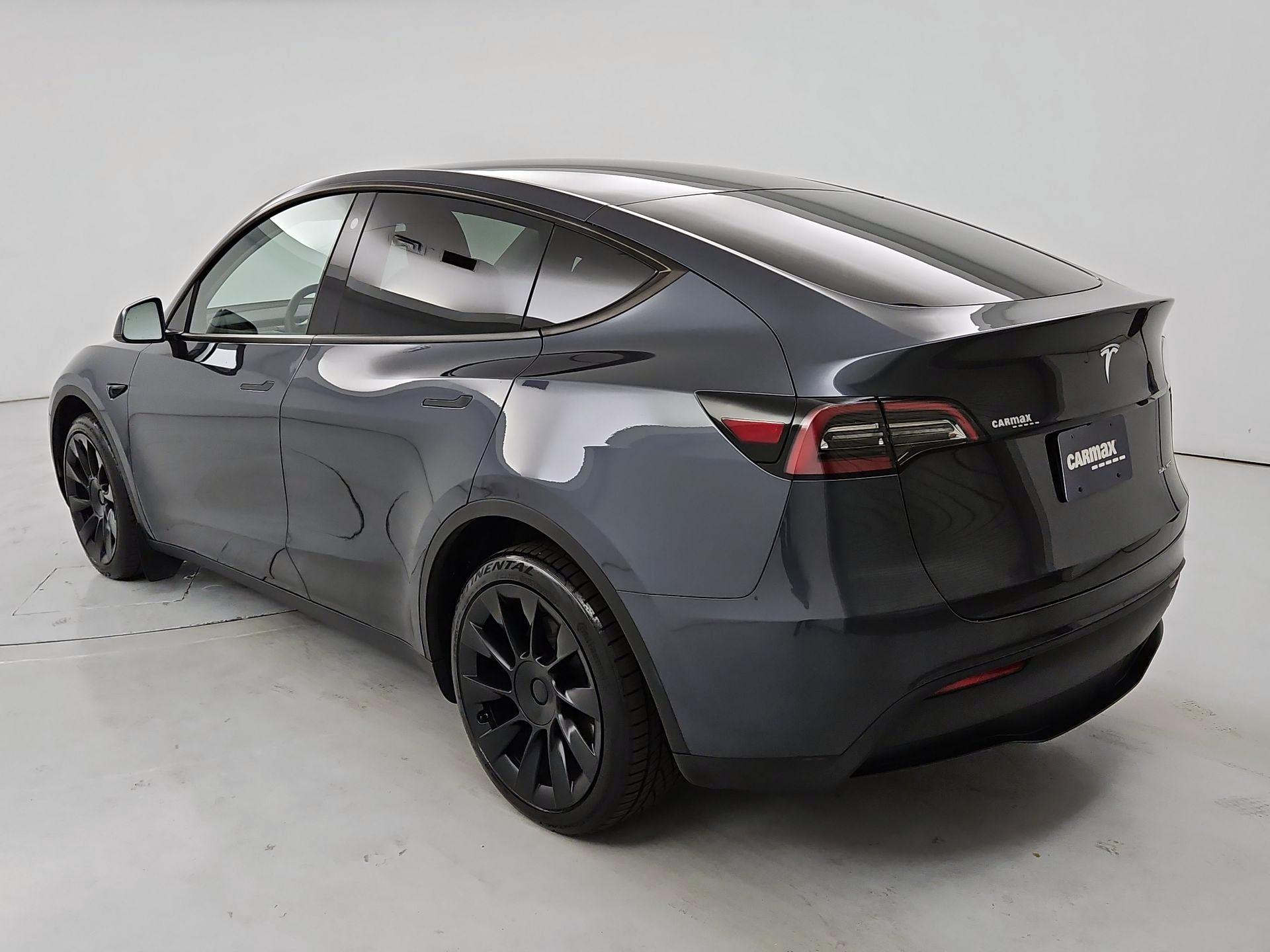 Thumbnail: 2023 Tesla Model Y - 7