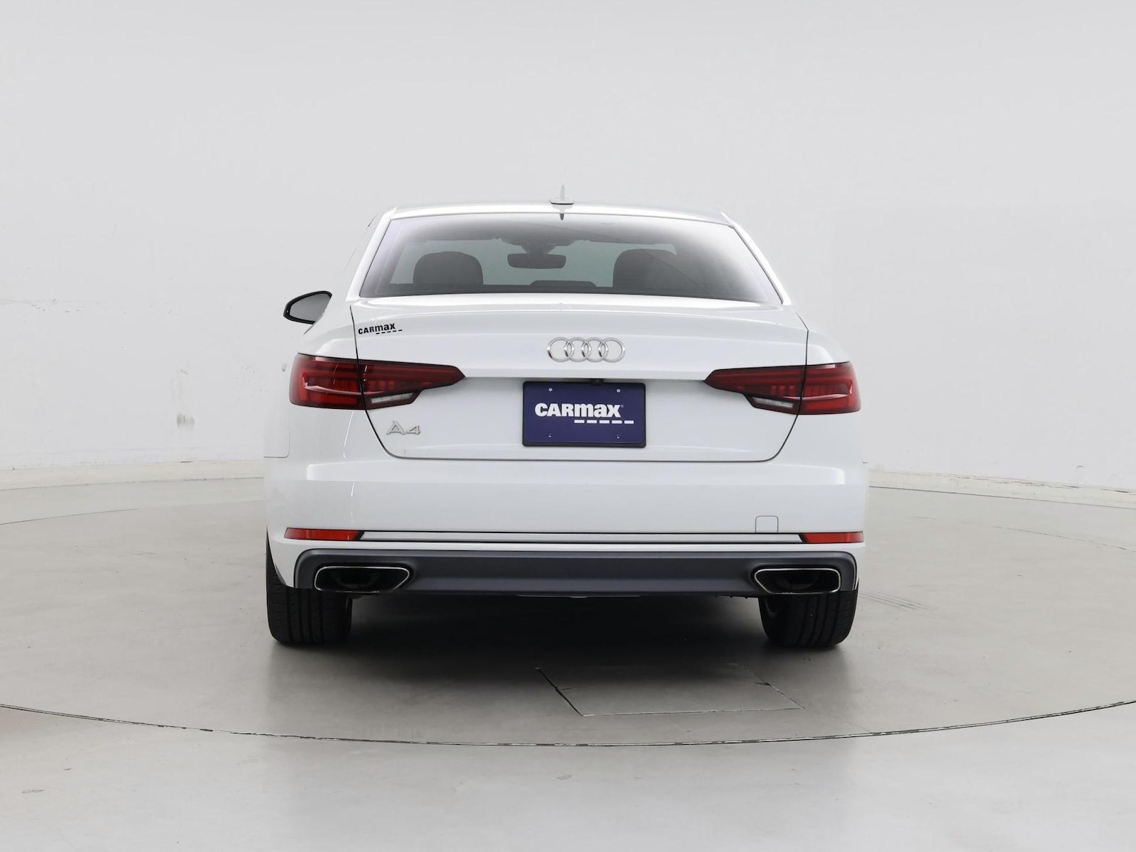 2019 Audi A4 Premium - Photo 7