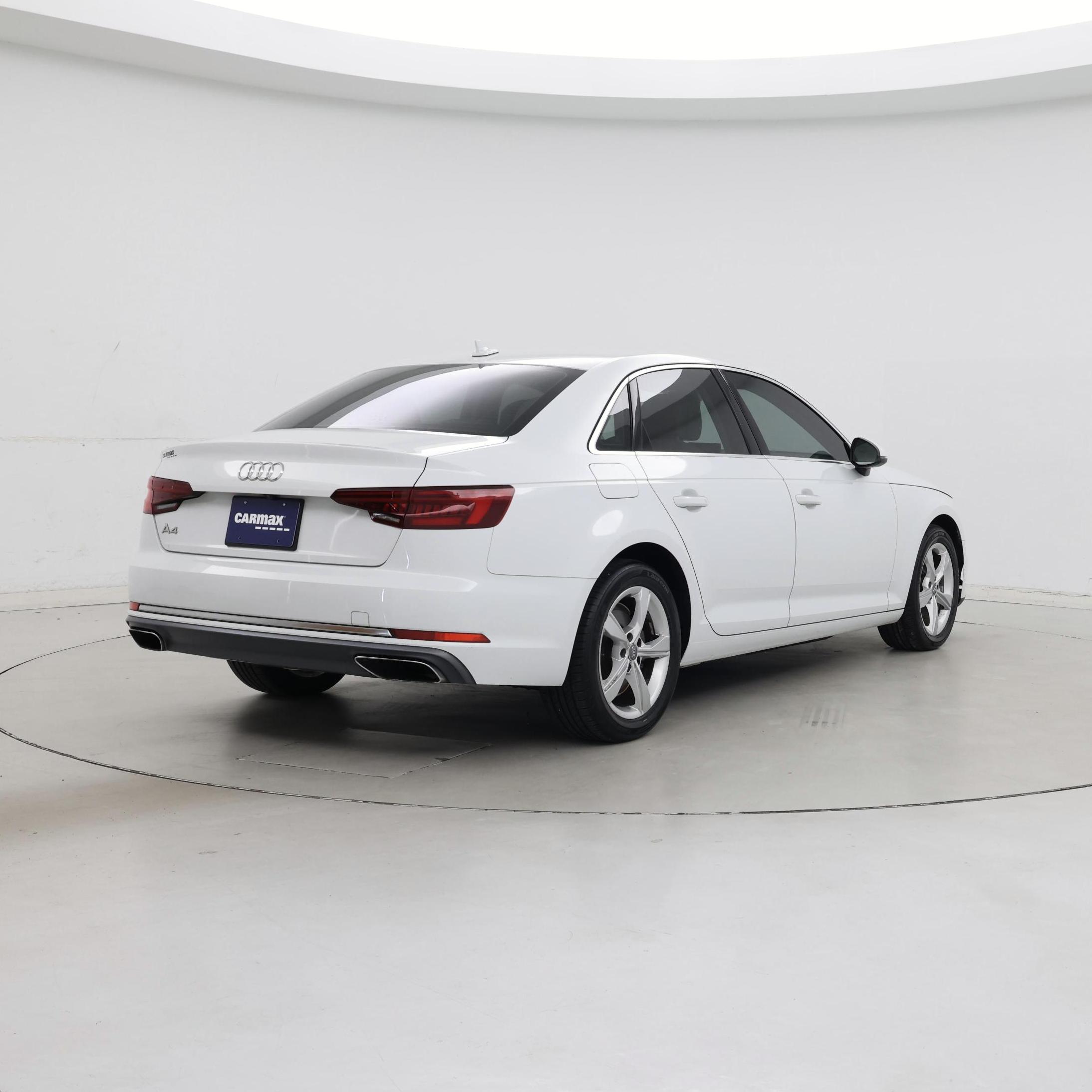 Thumbnail: 2019 Audi A4 - 8
