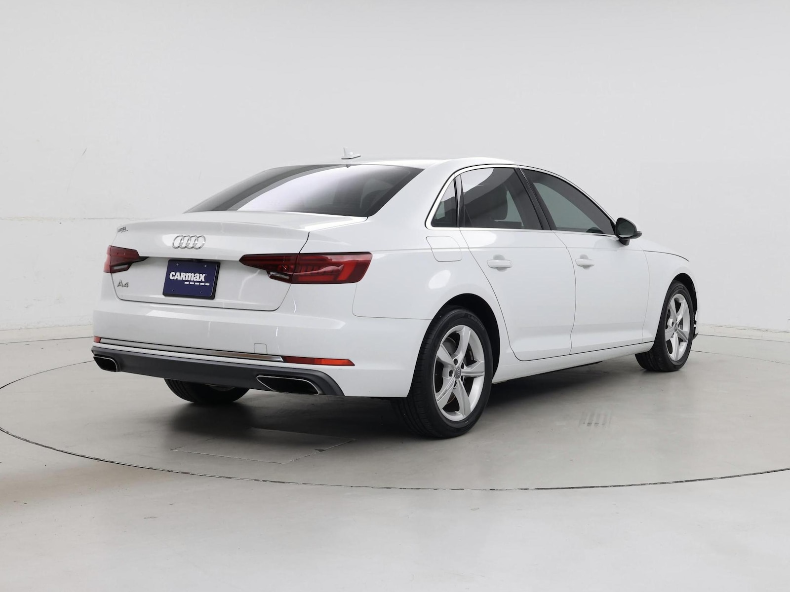 2019 Audi A4 Premium - Photo 9