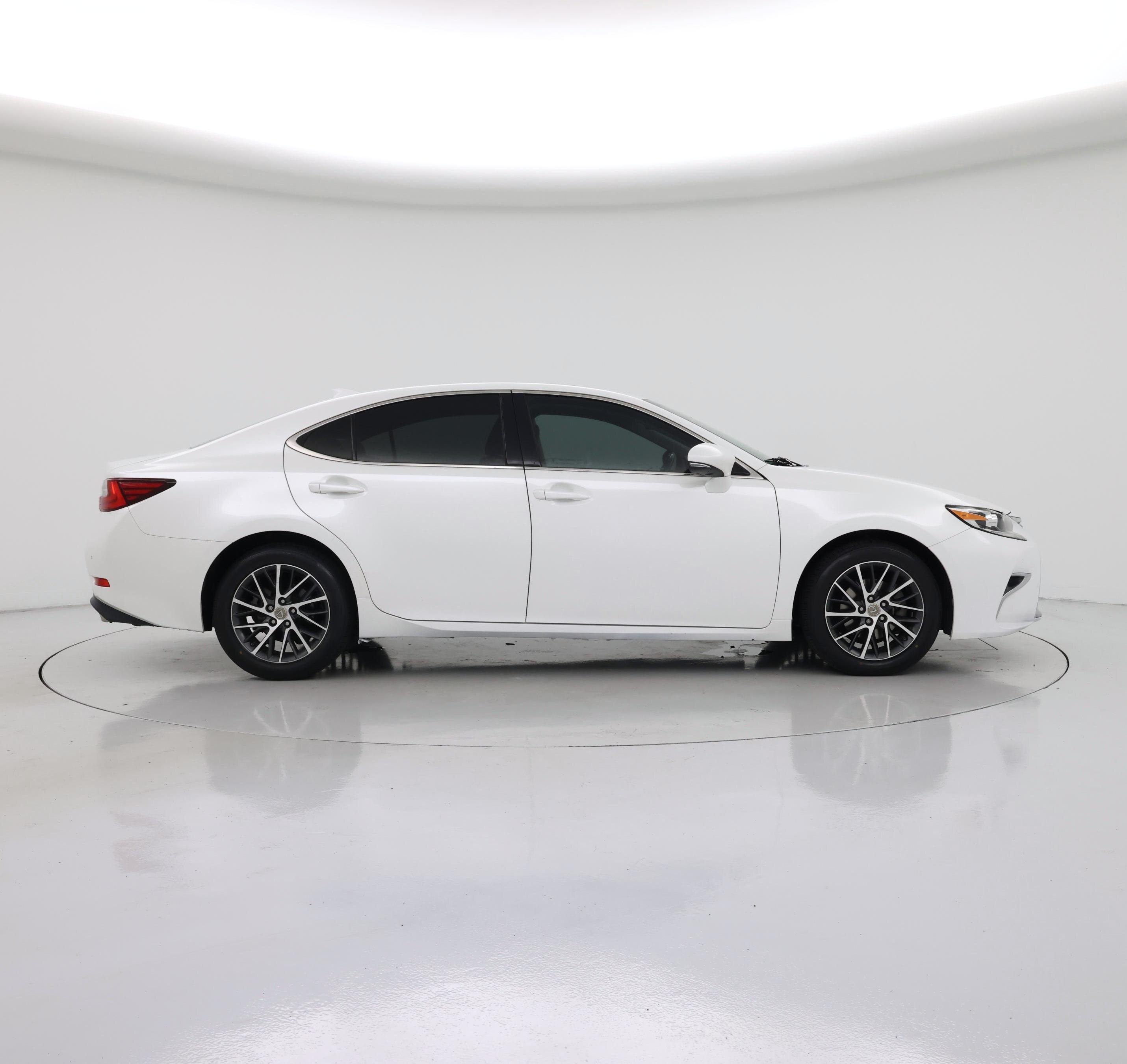 Thumbnail: 2018 Lexus ES - 7