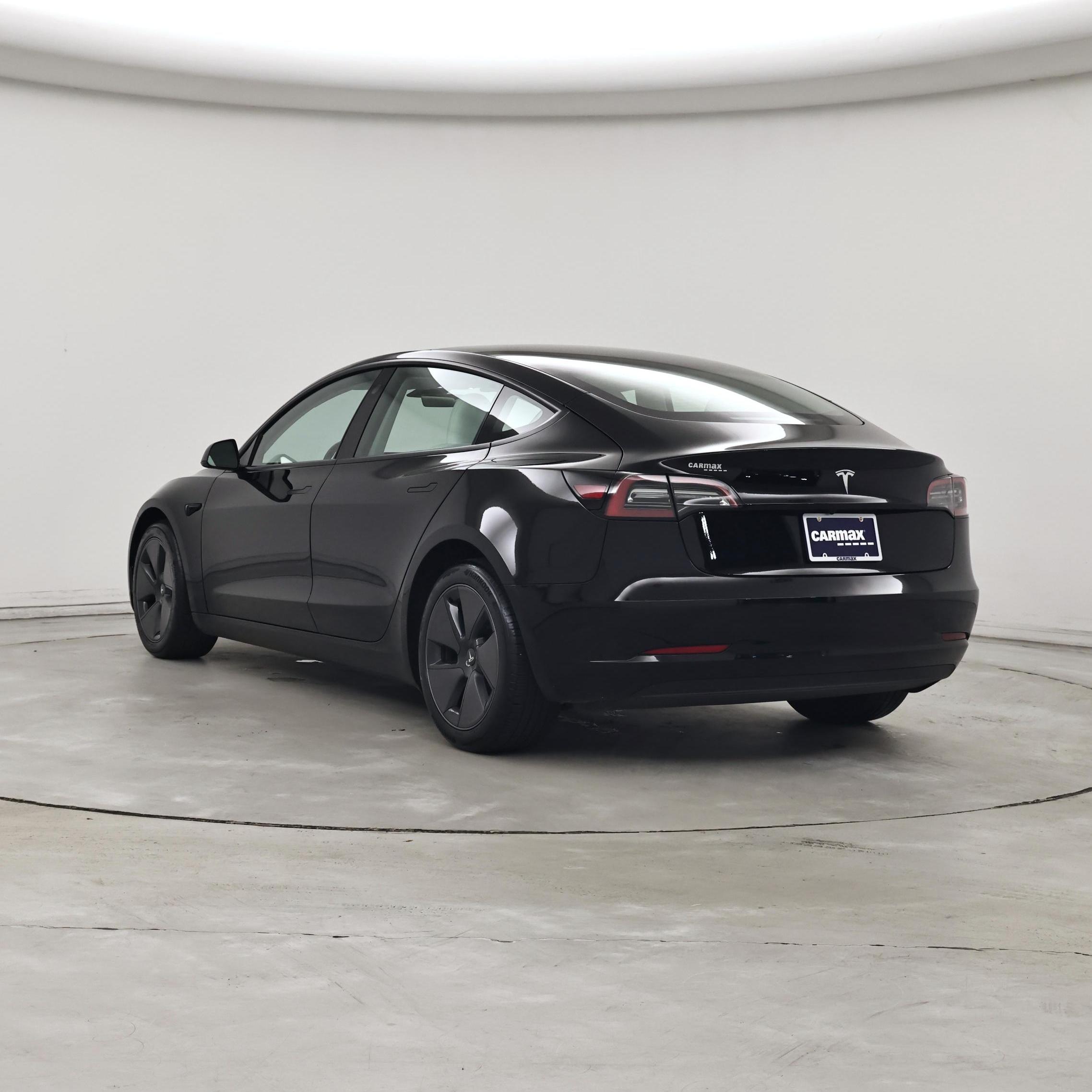 Thumbnail: 2023 Tesla Model 3 - 2