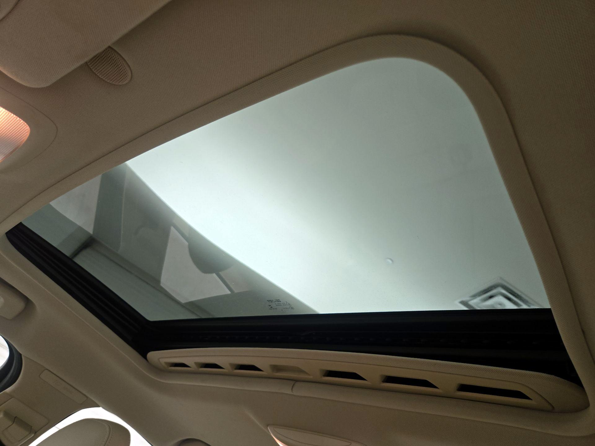 Thumbnail: 2015 Volvo S60 - 19