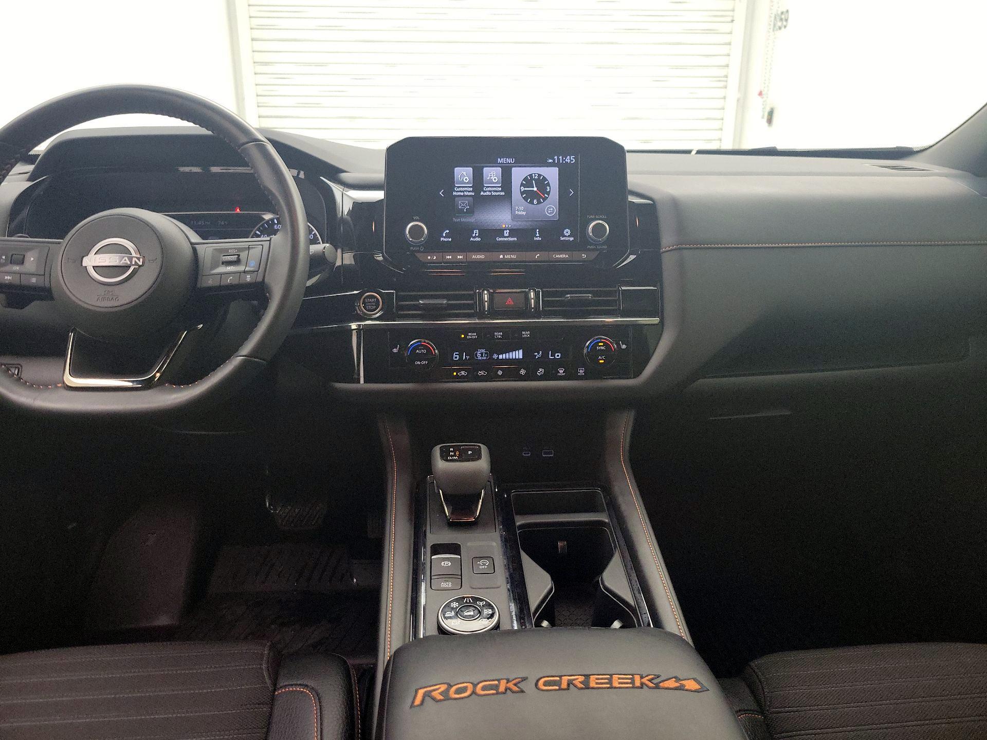 Thumbnail: 2024 Nissan Pathfinder - 9