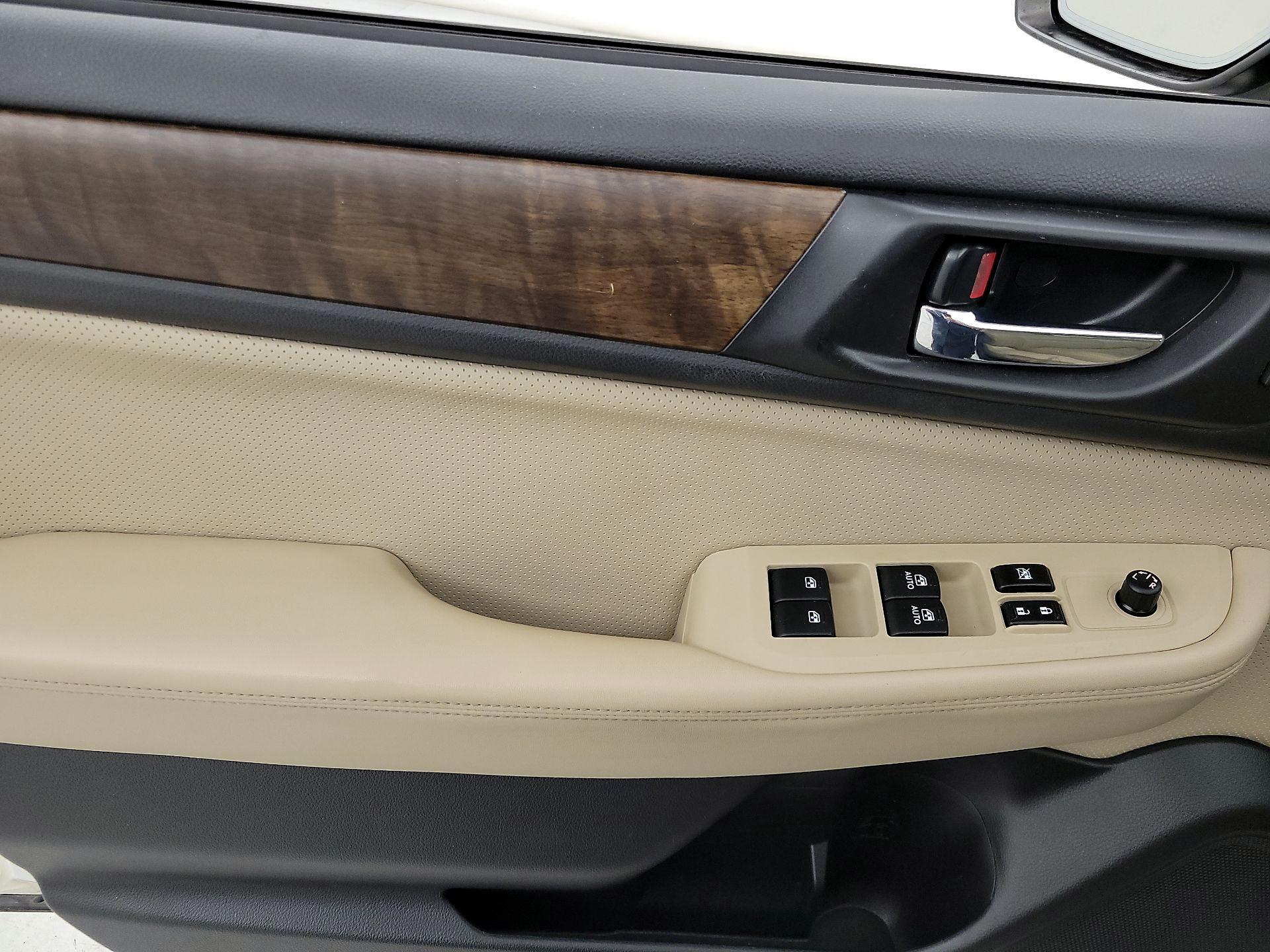 Thumbnail: 2015 Subaru Outback - 12
