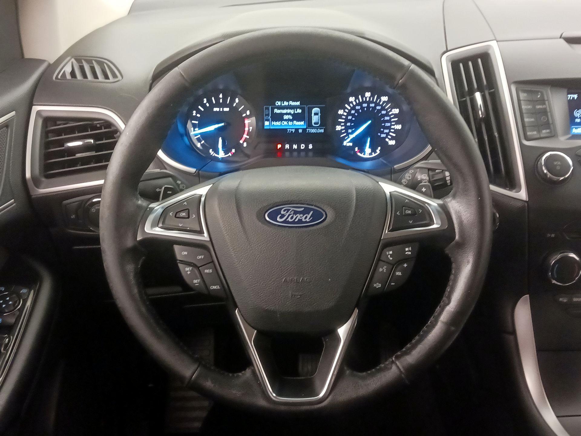 Thumbnail: 2018 Ford Edge - 10
