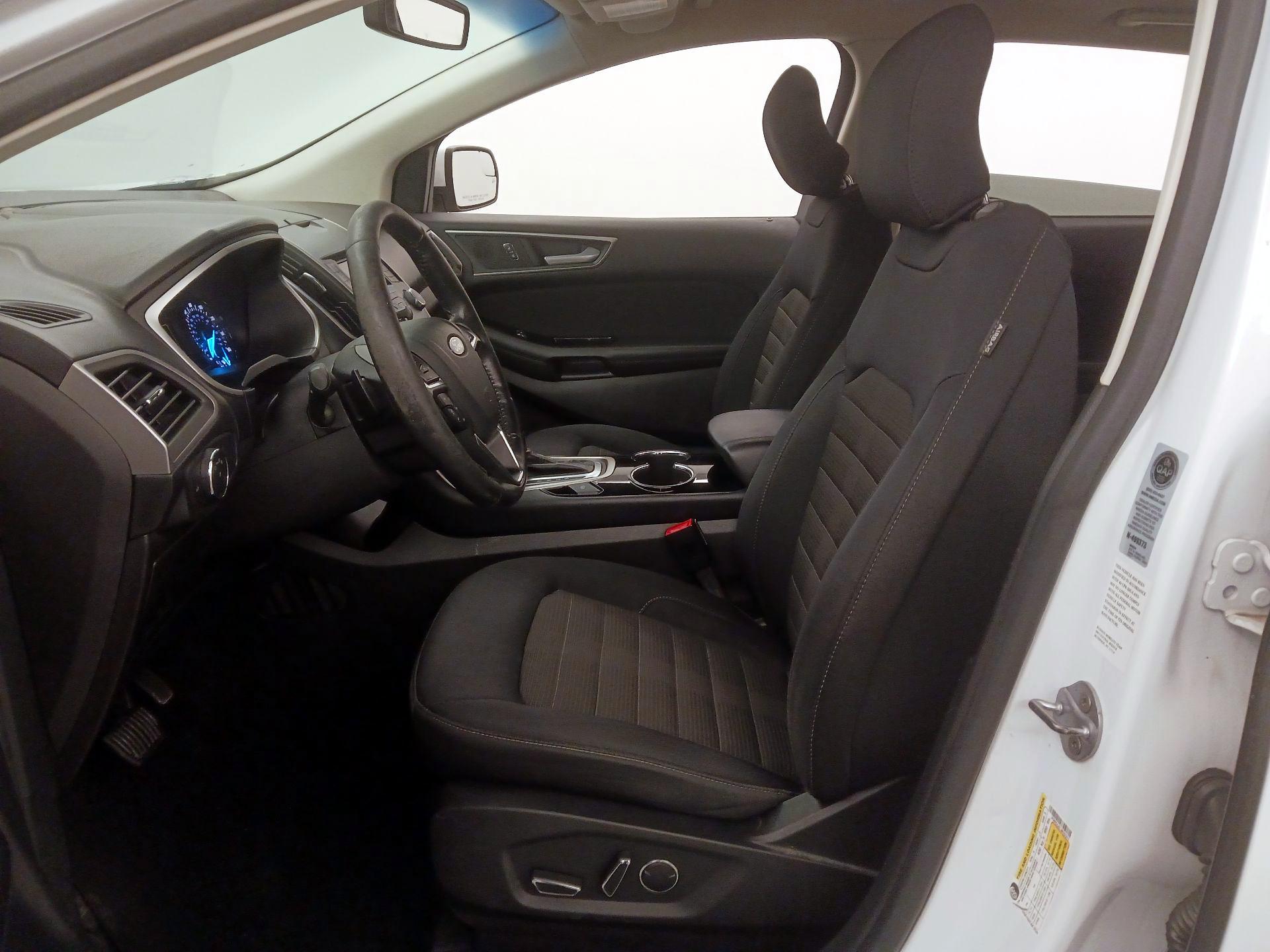 Thumbnail: 2018 Ford Edge - 11