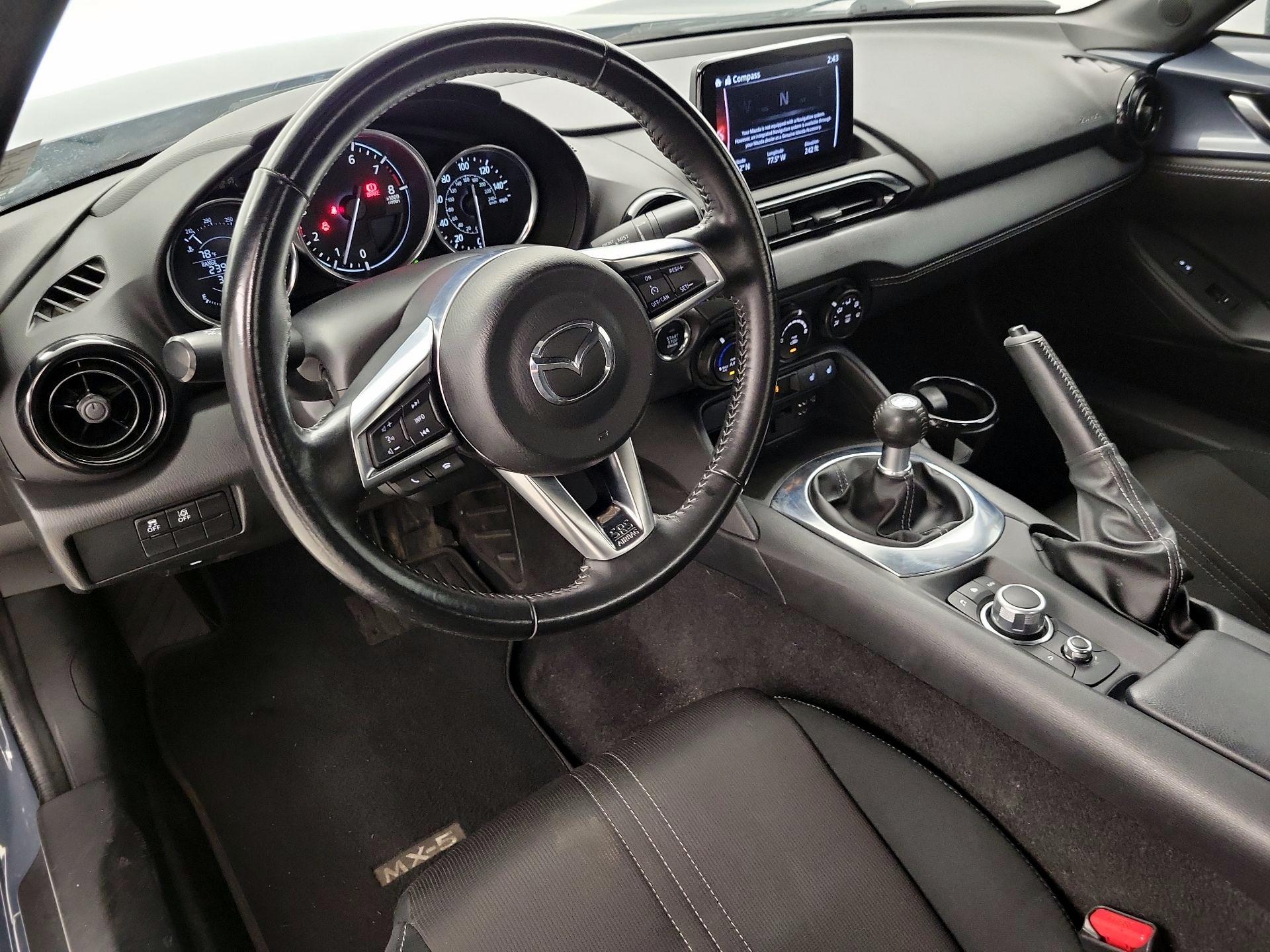 Thumbnail: 2021 Mazda MX-5 Miata - 9