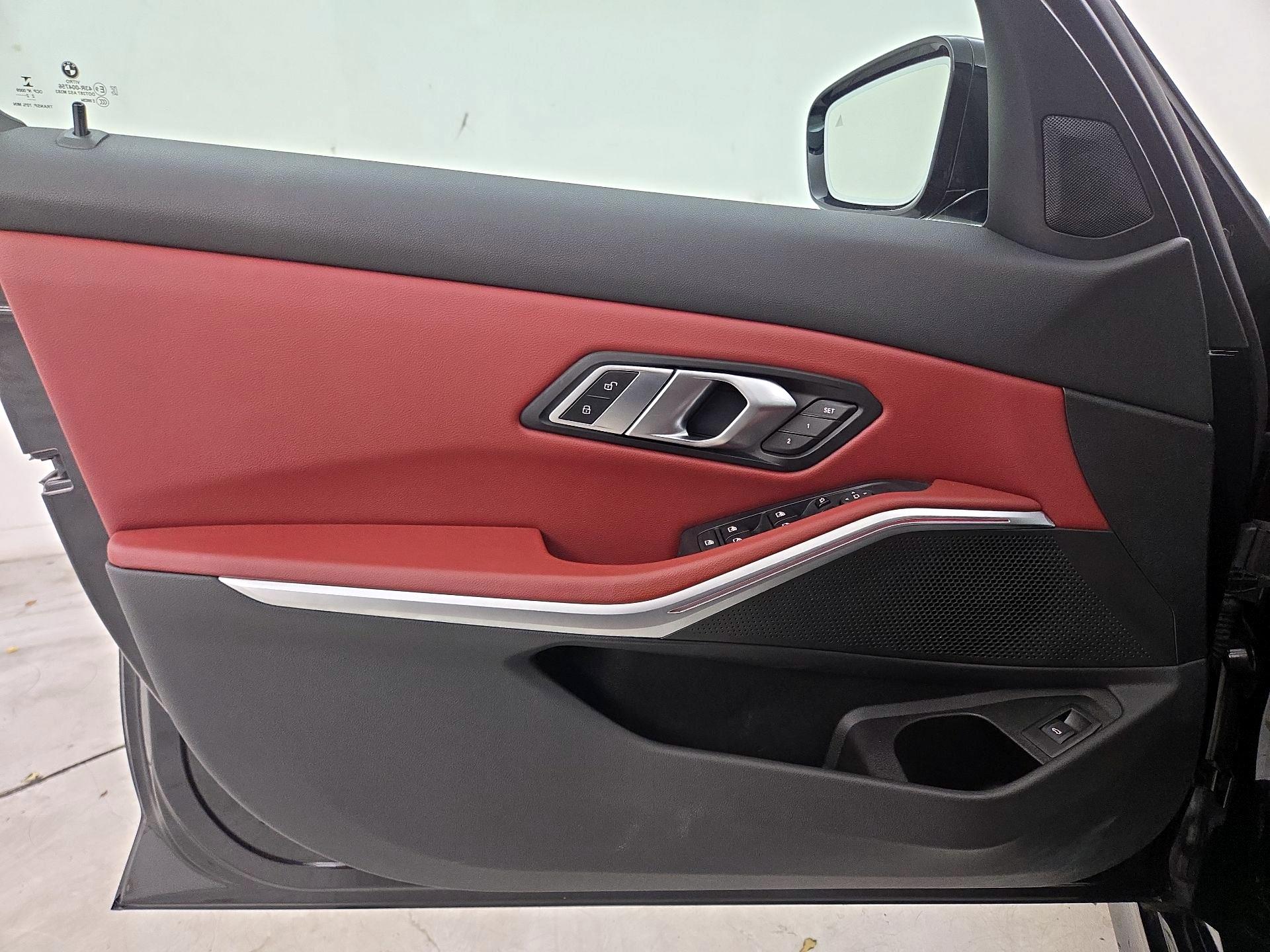 Thumbnail: 2023 BMW 3 Series - 12