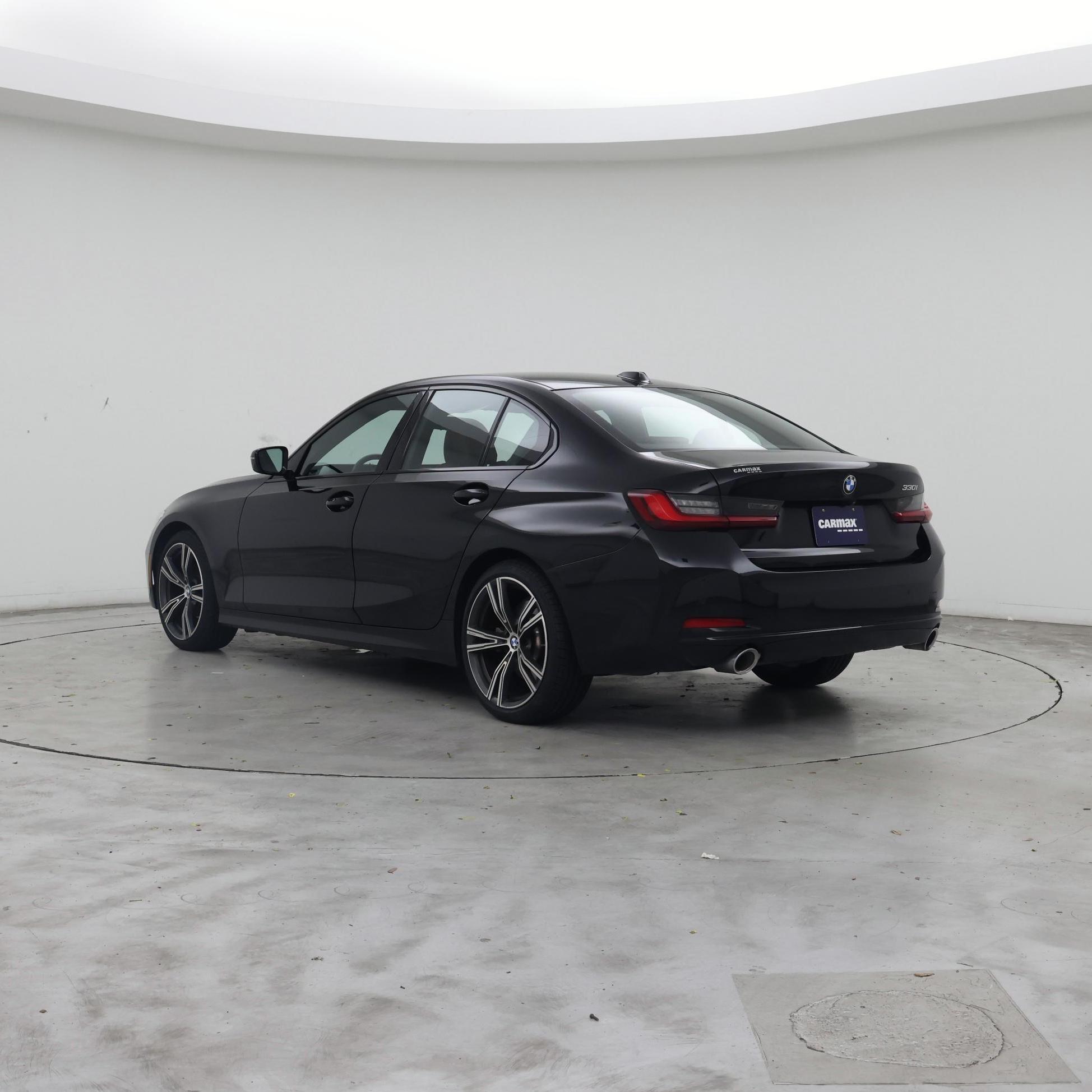 Thumbnail: 2023 BMW 3 Series - 2