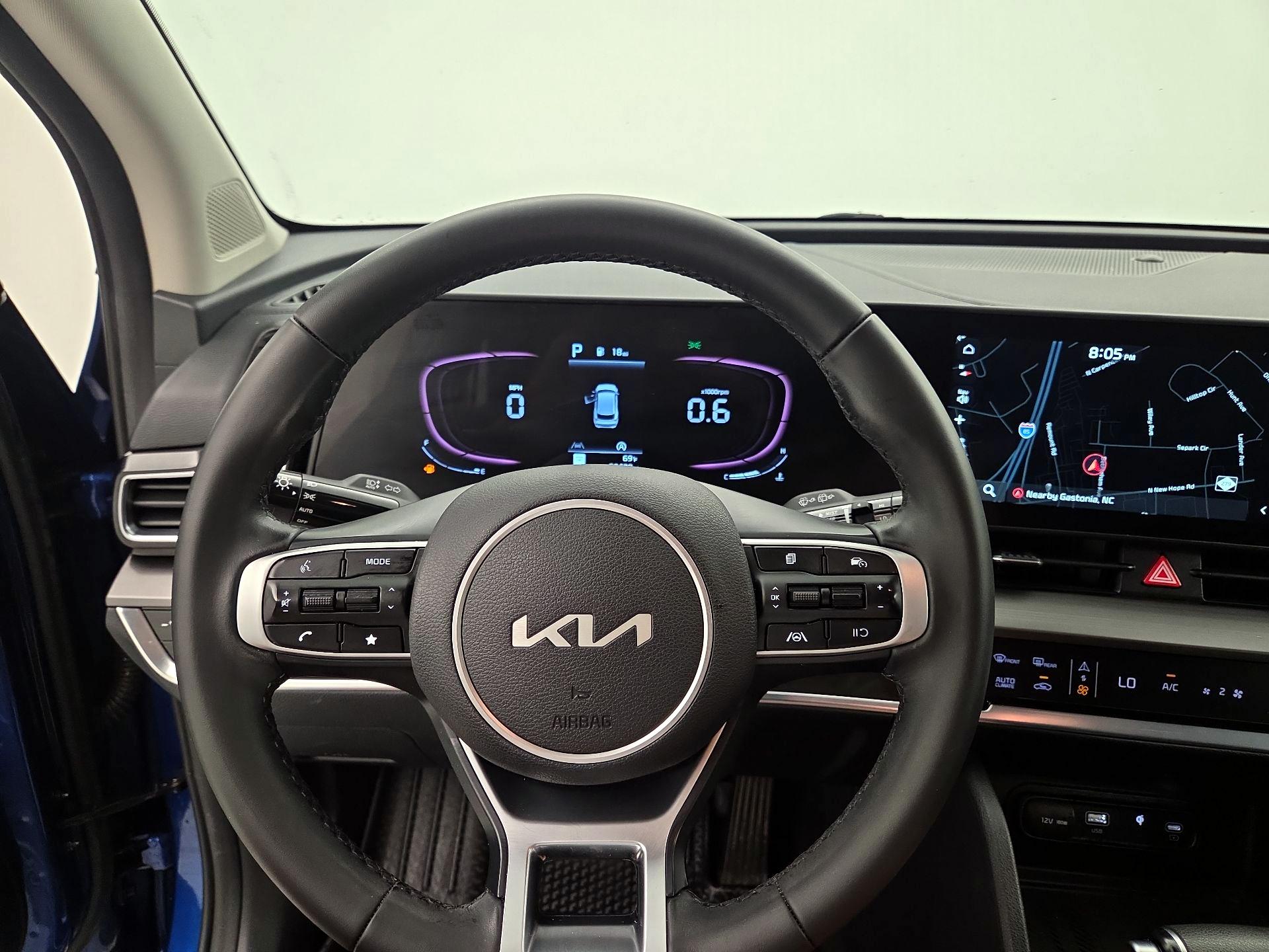 Thumbnail: 2023 Kia Sportage - 10