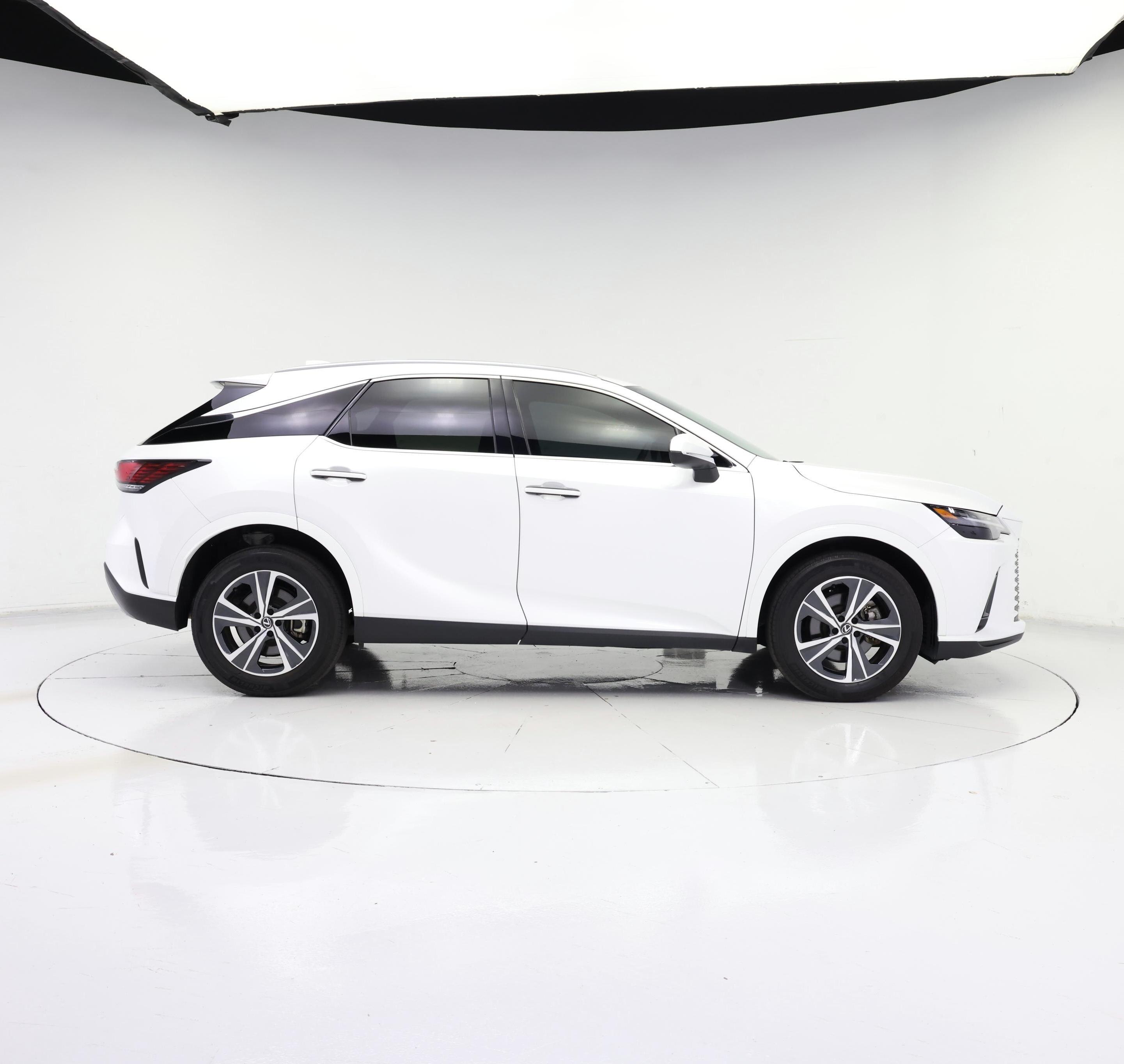 Thumbnail: 2025 Lexus RX - 7