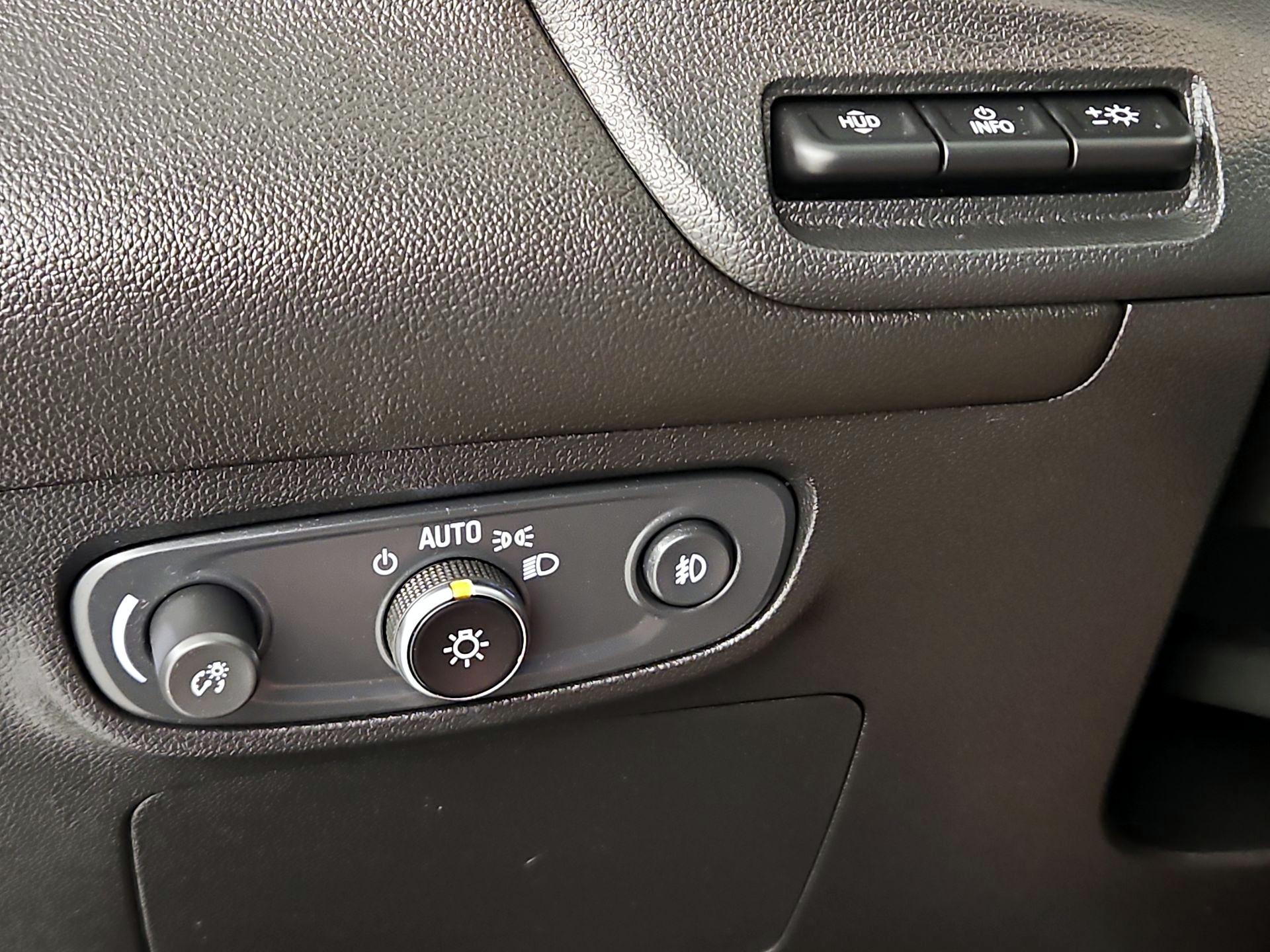 Thumbnail: 2021 Buick Encore GX - 13