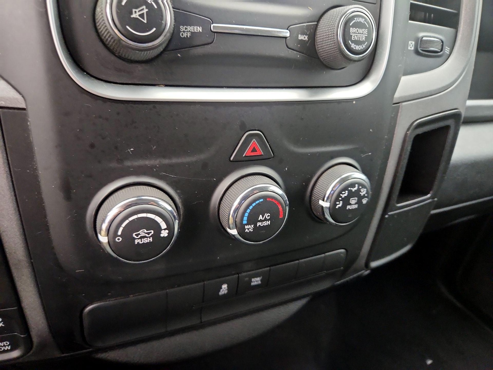 2017 RAM Ram 1500 Pickup Express - Photo 17