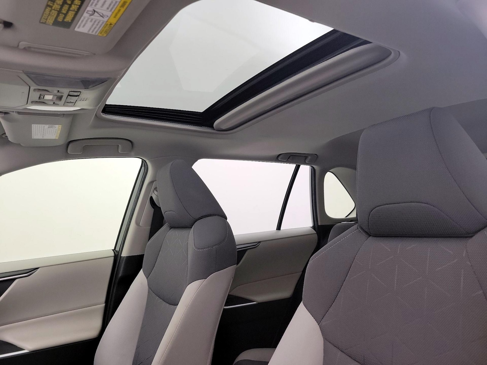 2019 Toyota RAV4 XLE - Photo 20