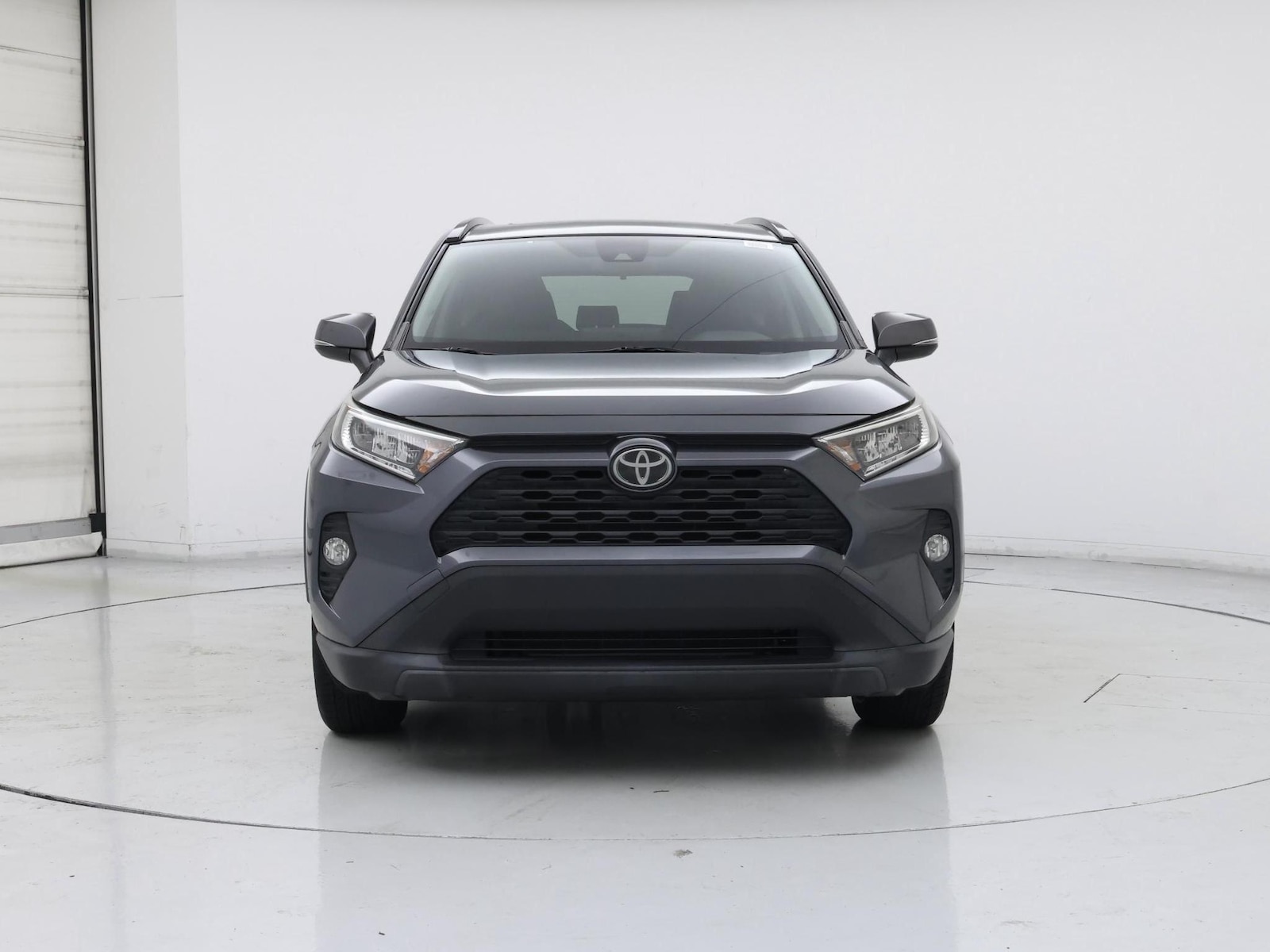 2019 Toyota RAV4 XLE - Photo 6