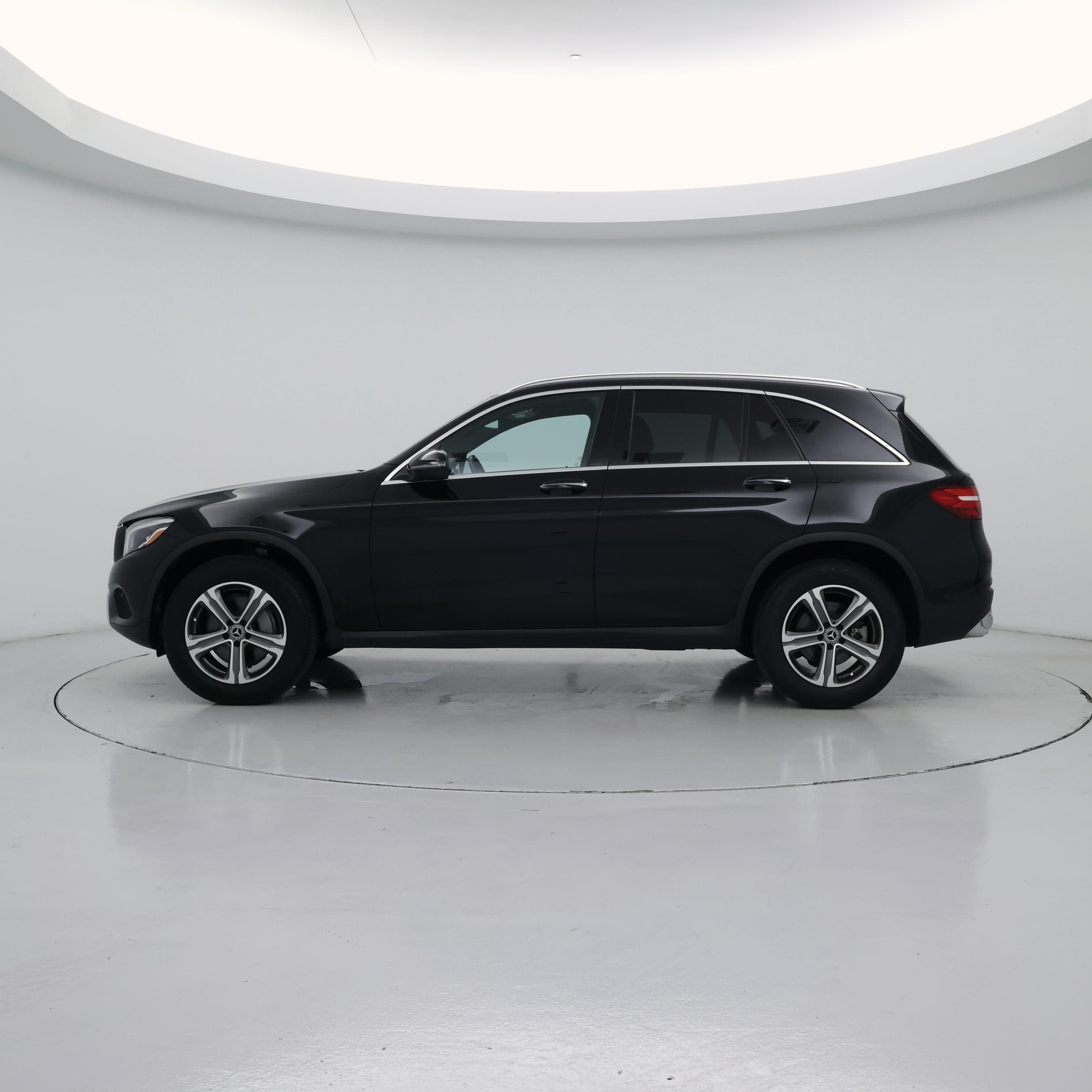Thumbnail: 2017 Mercedes-Benz GLC - 3
