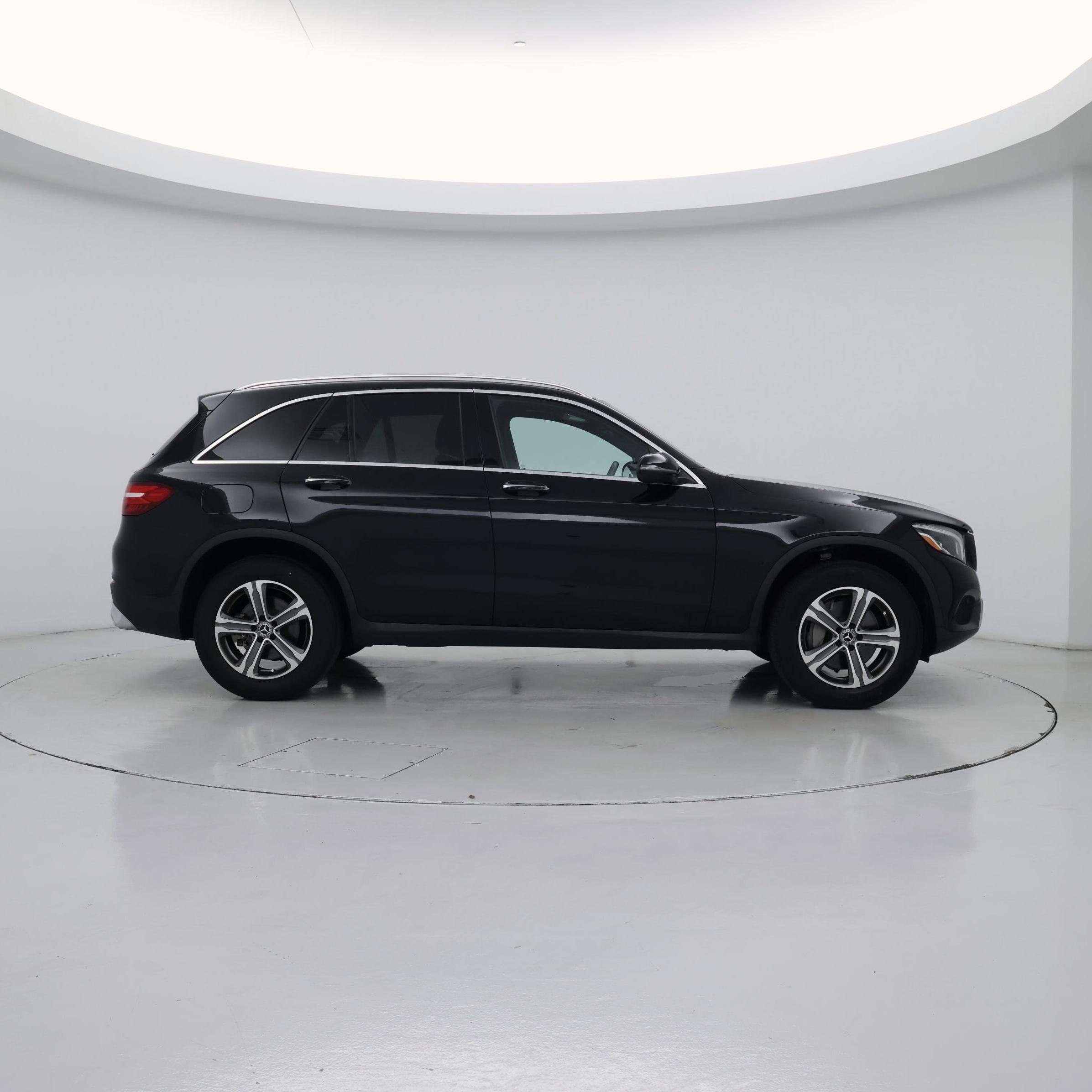 Thumbnail: 2017 Mercedes-Benz GLC - 7