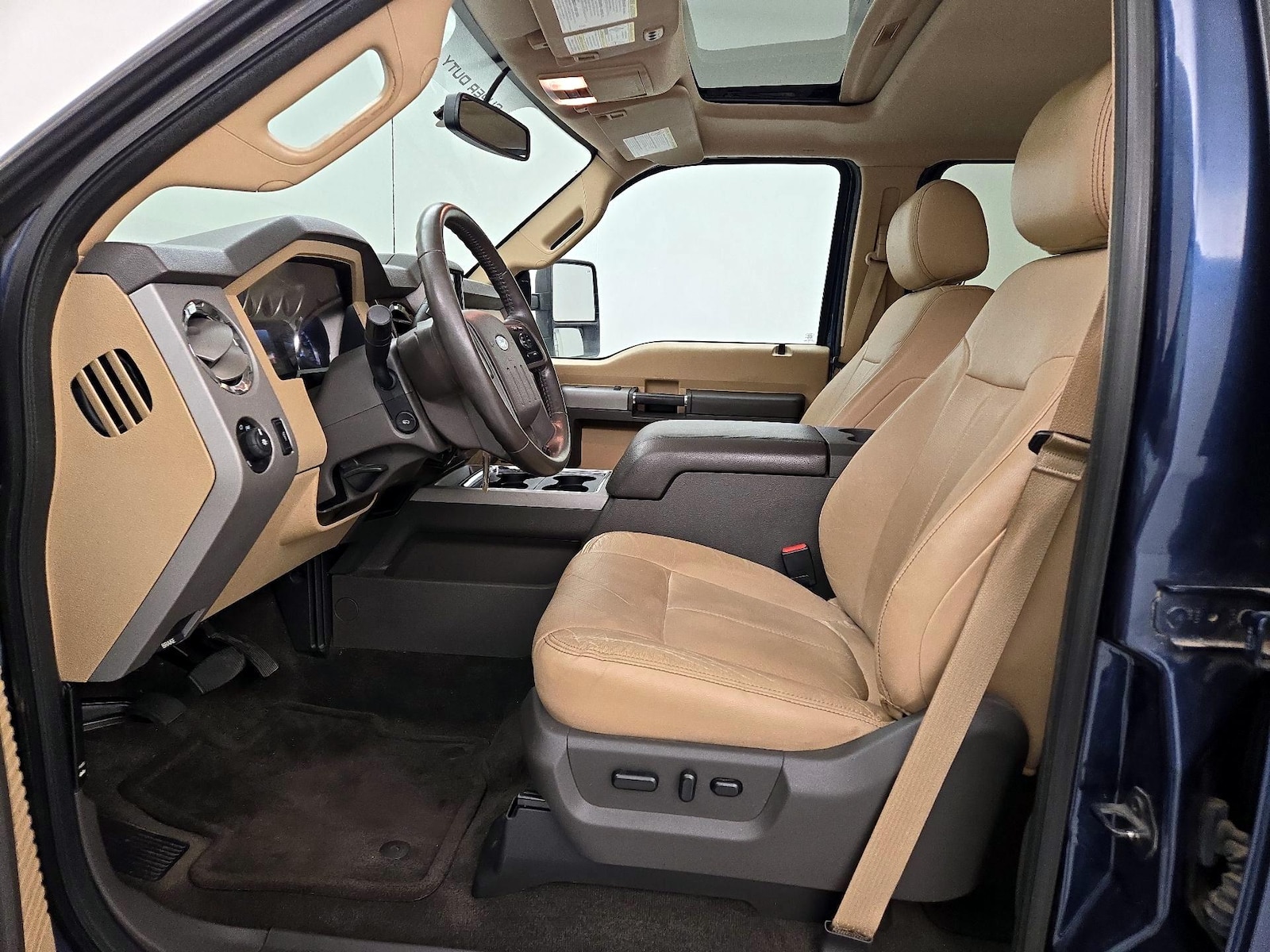 2015 Ford F-250 Super Duty Lariat - Photo 12