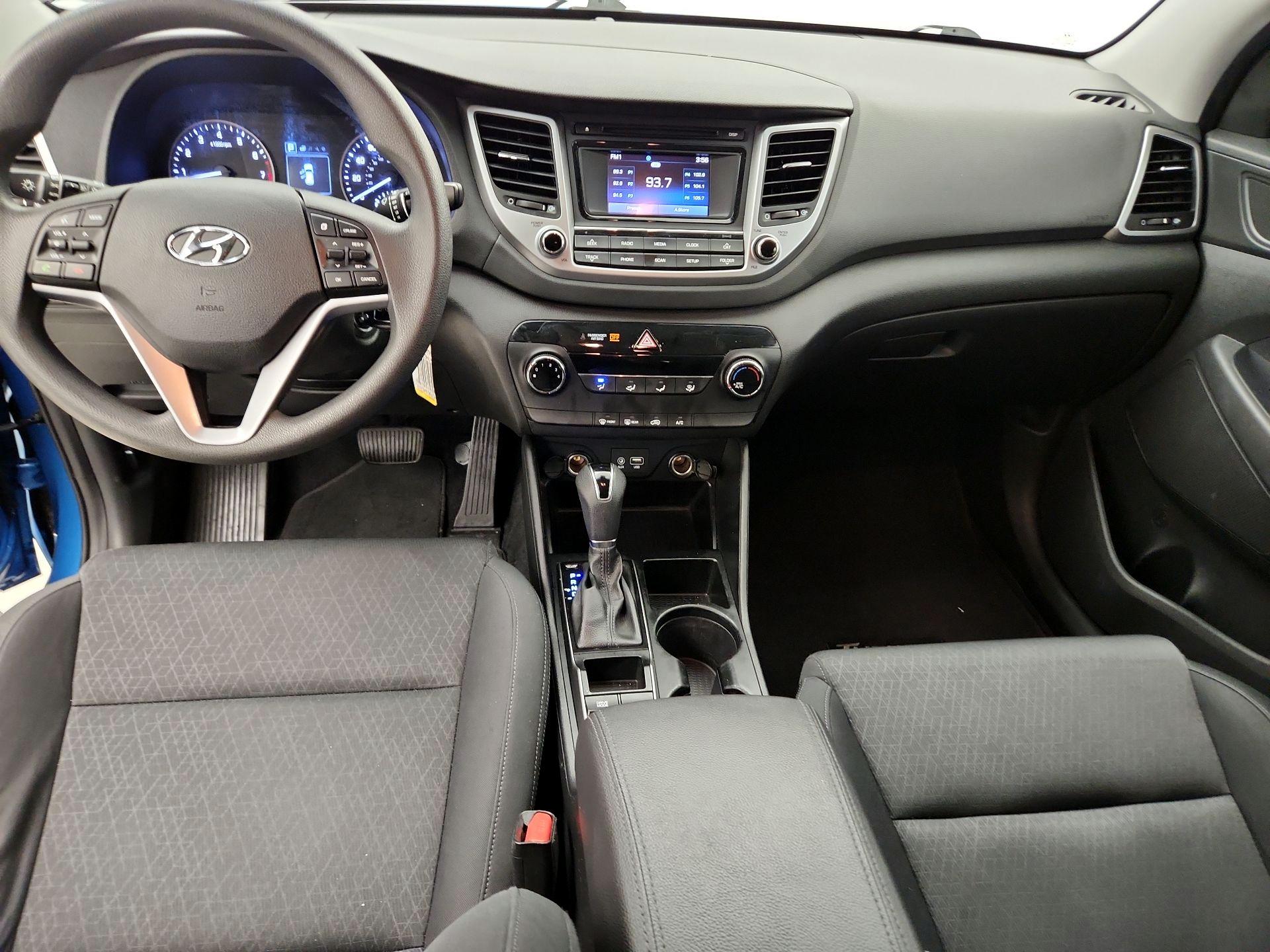 Thumbnail: 2017 Hyundai Tucson - 9
