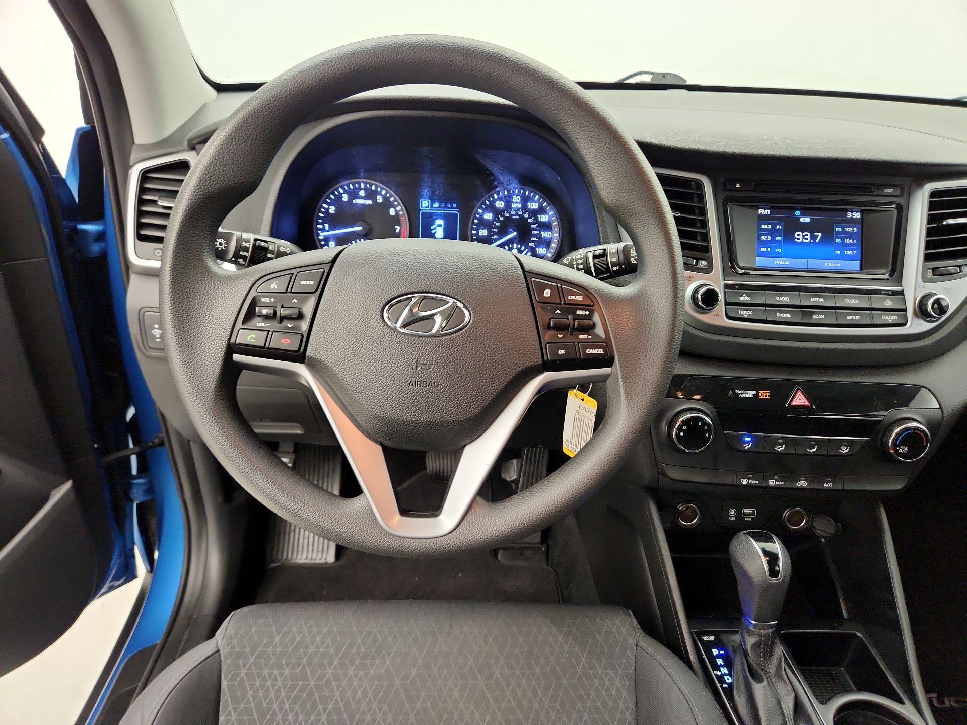Thumbnail: 2017 Hyundai Tucson - 10
