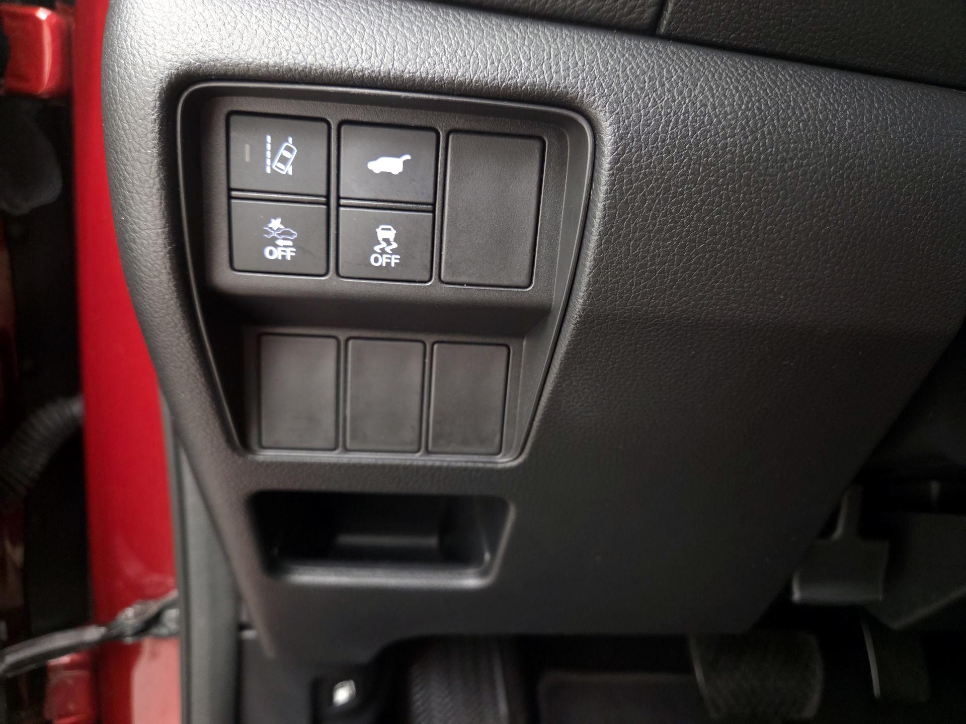 Thumbnail: 2017 Honda CR-V - 13