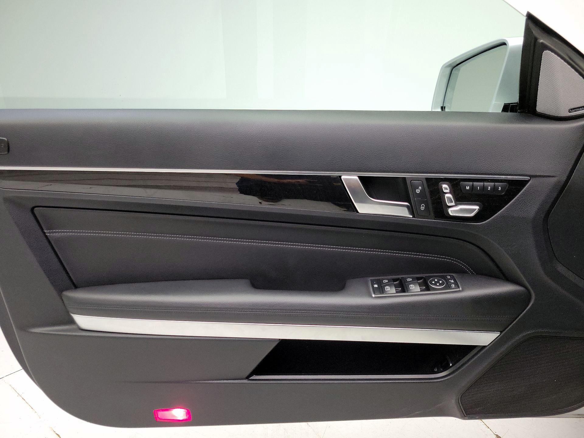 Thumbnail: 2015 Mercedes-Benz E-Class - 12
