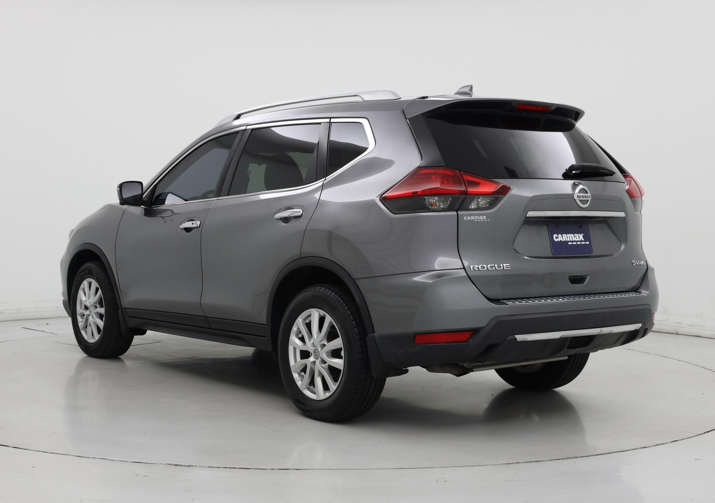 Thumbnail: 2017 Nissan Rogue - 2